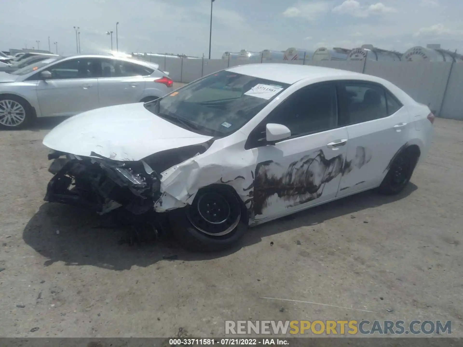 2 Photograph of a damaged car 2T1BURHE7KC236669 TOYOTA COROLLA 2019