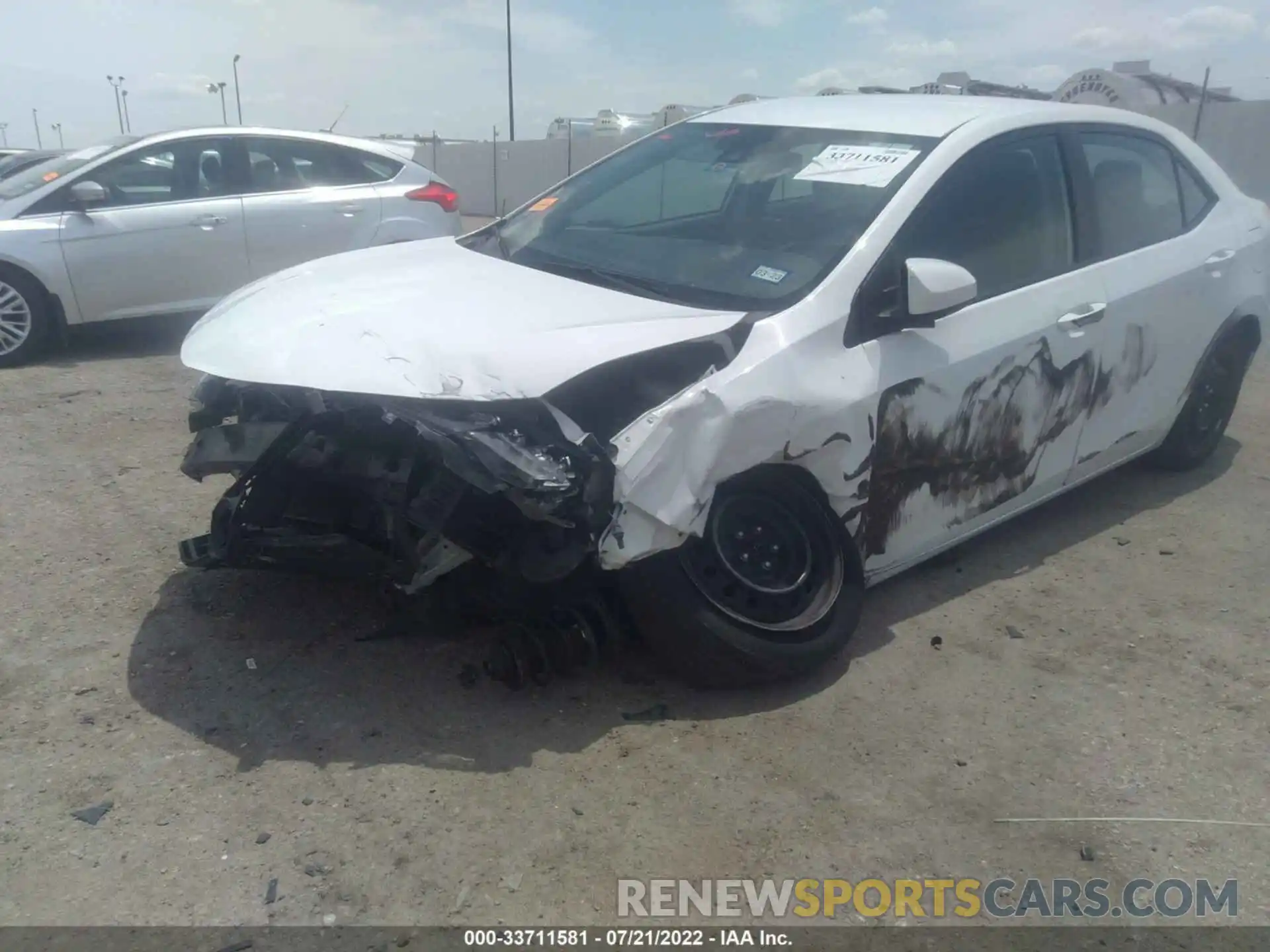 6 Photograph of a damaged car 2T1BURHE7KC236669 TOYOTA COROLLA 2019