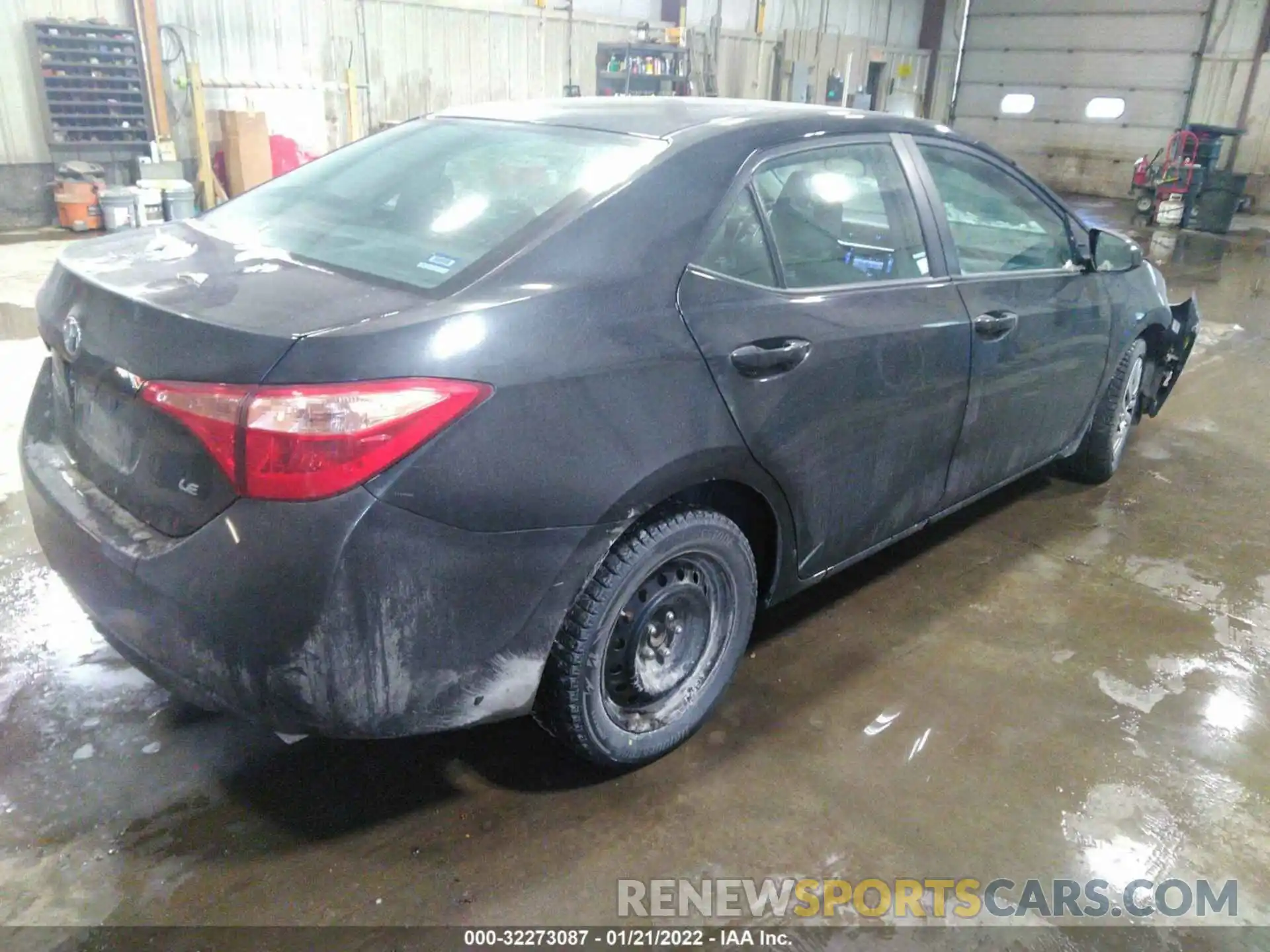 4 Photograph of a damaged car 2T1BURHE7KC236817 TOYOTA COROLLA 2019