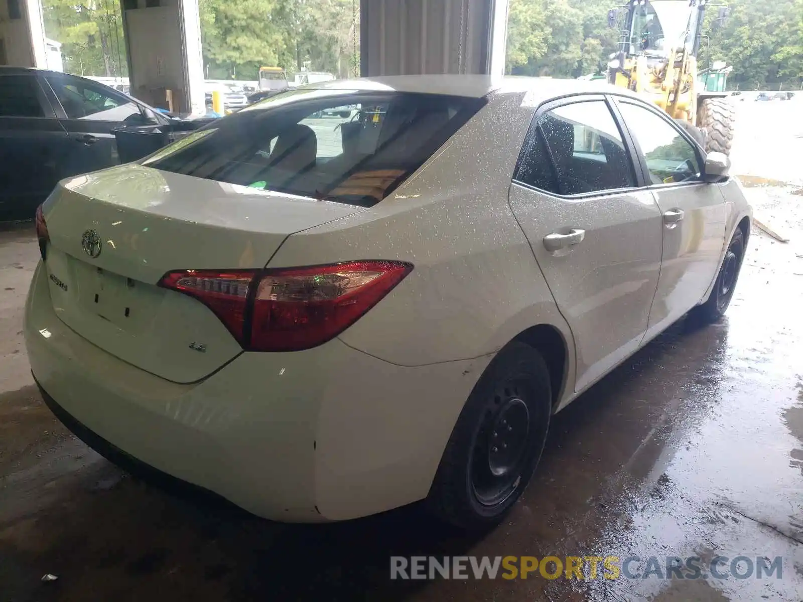 4 Photograph of a damaged car 2T1BURHE7KC236901 TOYOTA COROLLA 2019