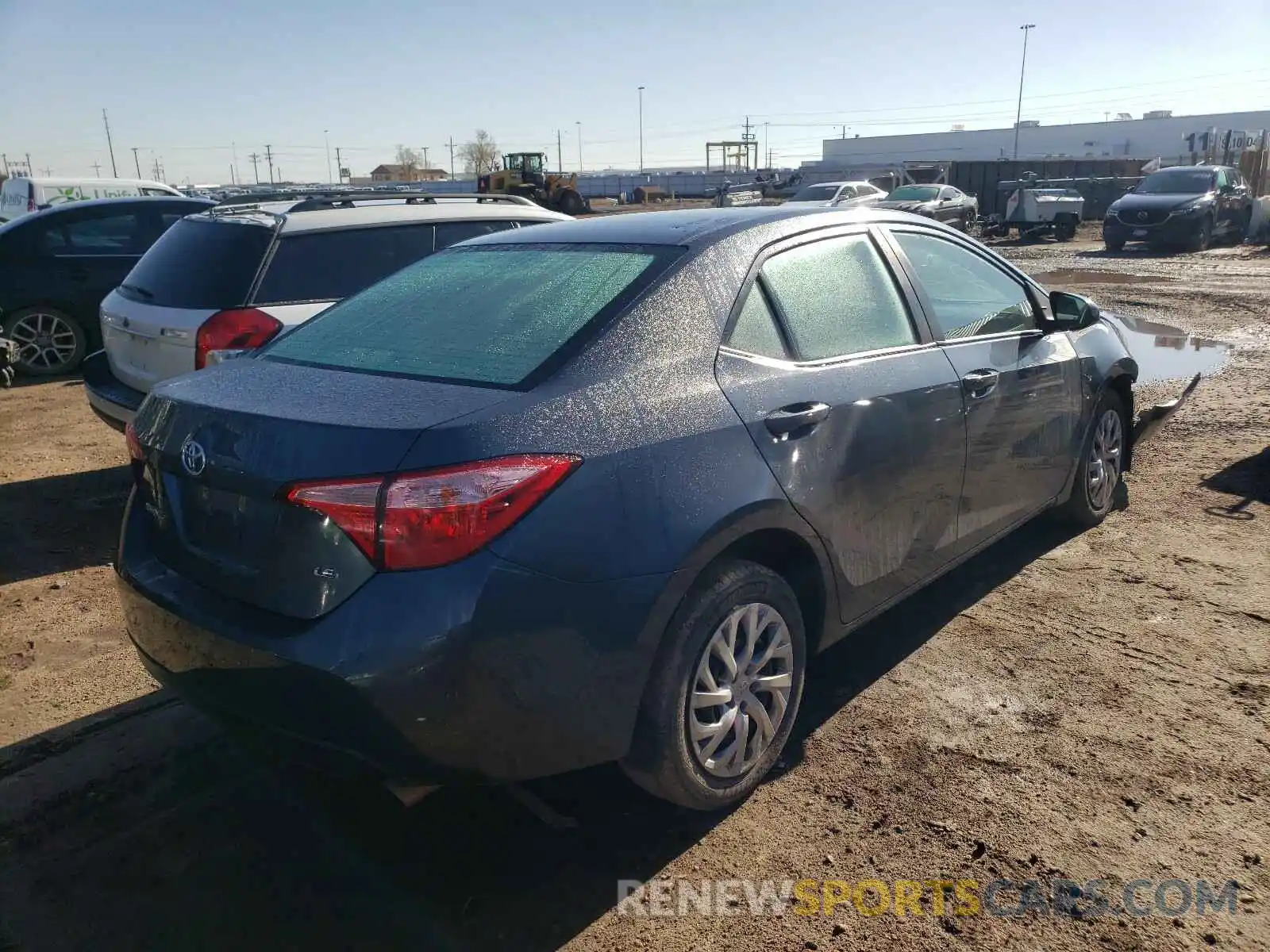 4 Photograph of a damaged car 2T1BURHE7KC237014 TOYOTA COROLLA 2019