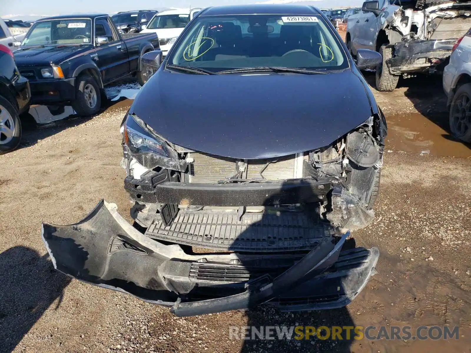 9 Photograph of a damaged car 2T1BURHE7KC237014 TOYOTA COROLLA 2019