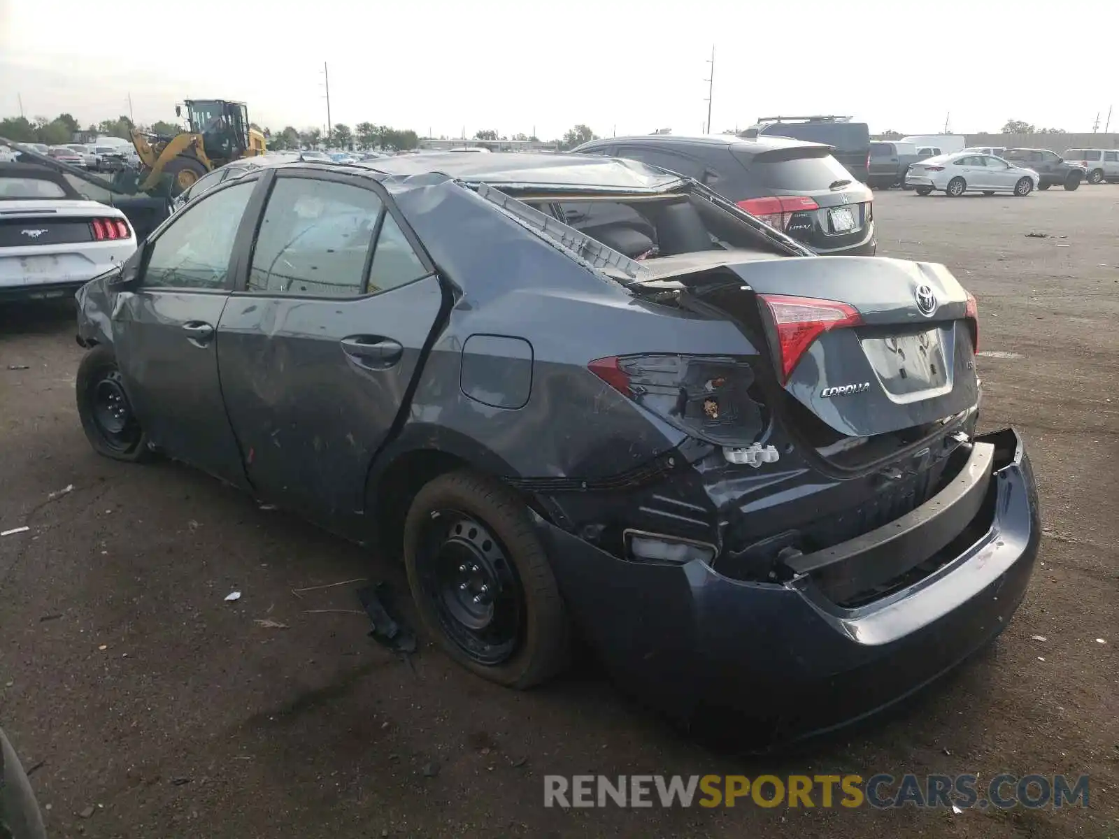 3 Photograph of a damaged car 2T1BURHE7KC237191 TOYOTA COROLLA 2019