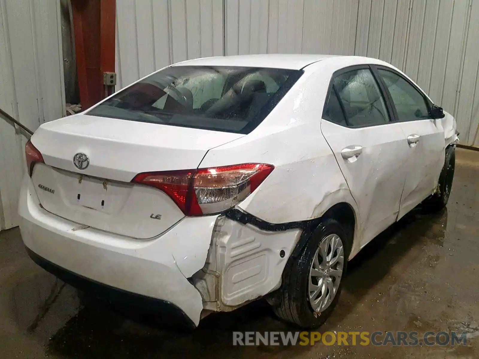 4 Photograph of a damaged car 2T1BURHE7KC237367 TOYOTA COROLLA 2019