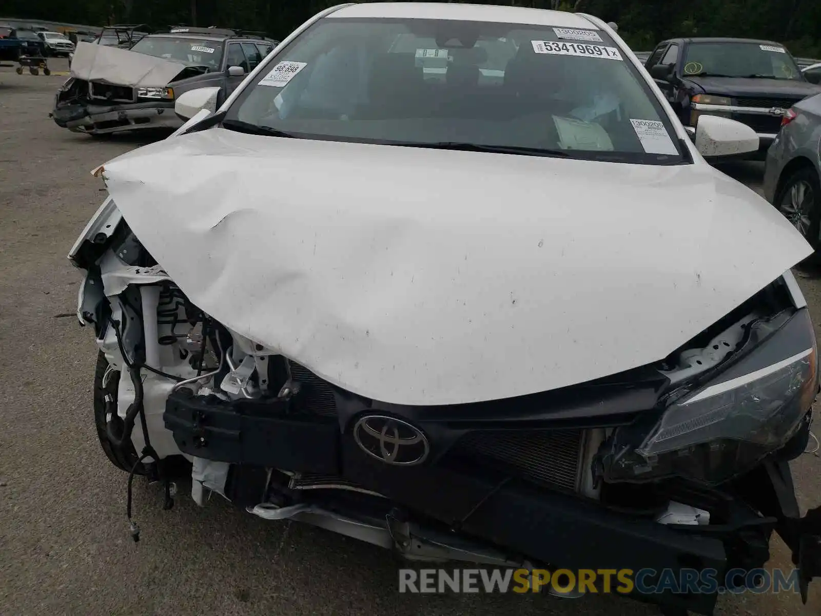 7 Photograph of a damaged car 2T1BURHE7KC237689 TOYOTA COROLLA 2019