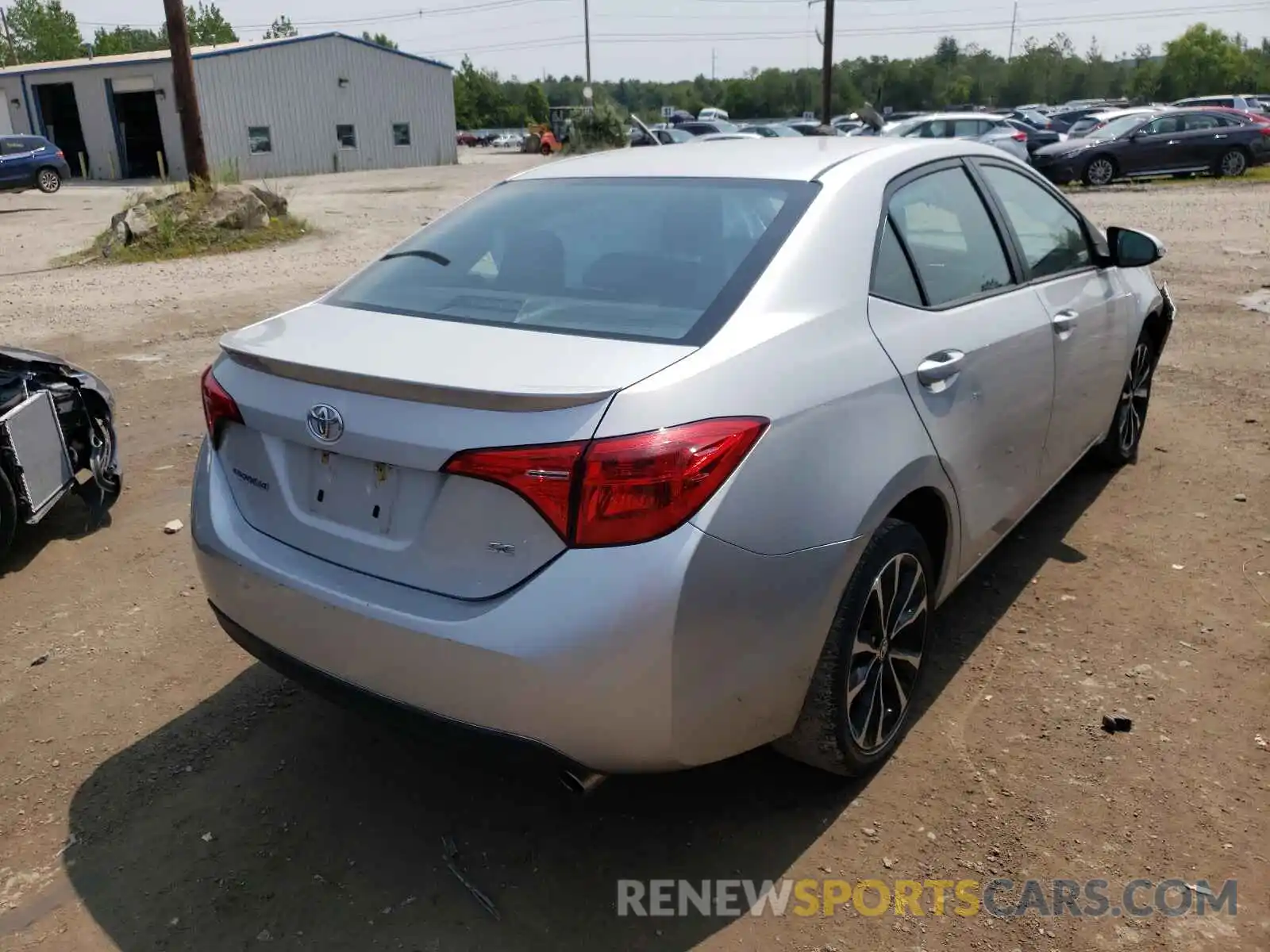 4 Photograph of a damaged car 2T1BURHE7KC237742 TOYOTA COROLLA 2019