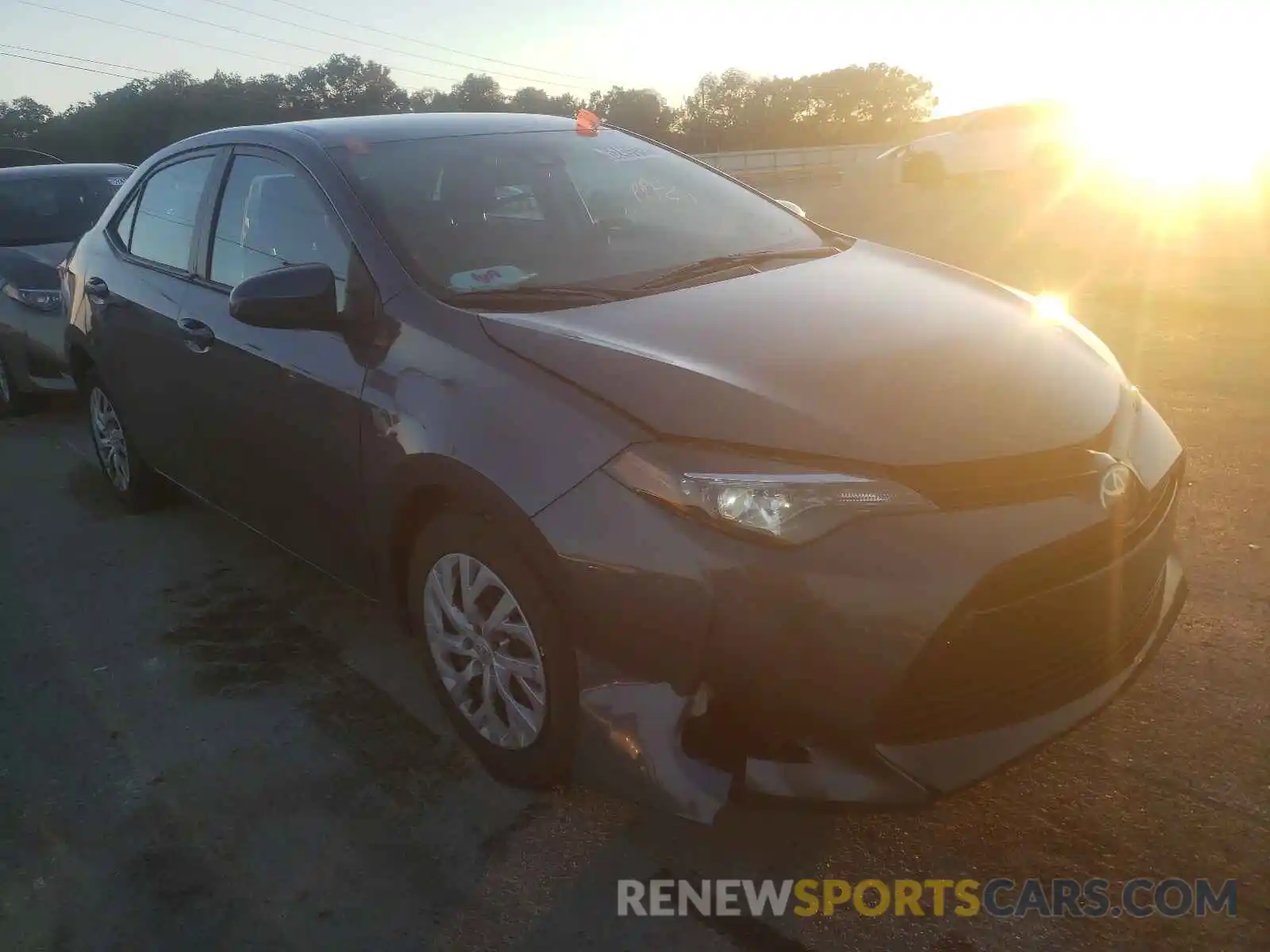 9 Photograph of a damaged car 2T1BURHE7KC237921 TOYOTA COROLLA 2019