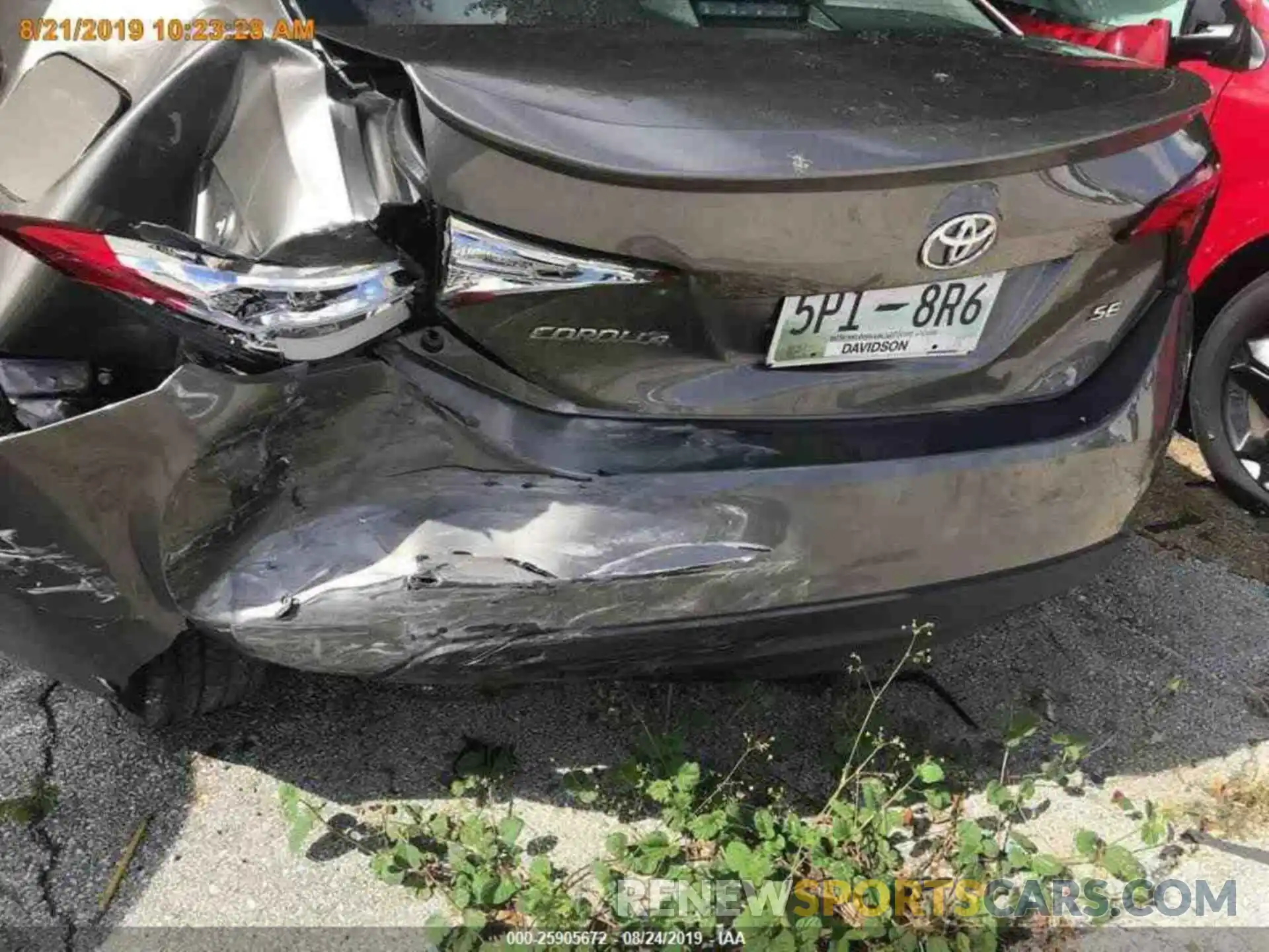10 Фотография поврежденного автомобиля 2T1BURHE7KC238261 TOYOTA COROLLA 2019