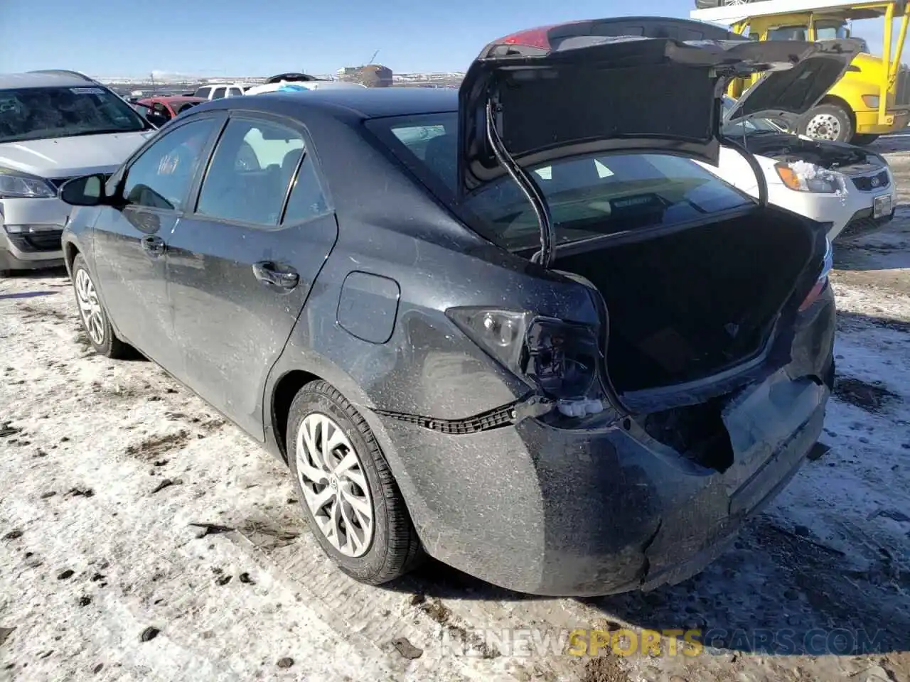 3 Photograph of a damaged car 2T1BURHE7KC238468 TOYOTA COROLLA 2019