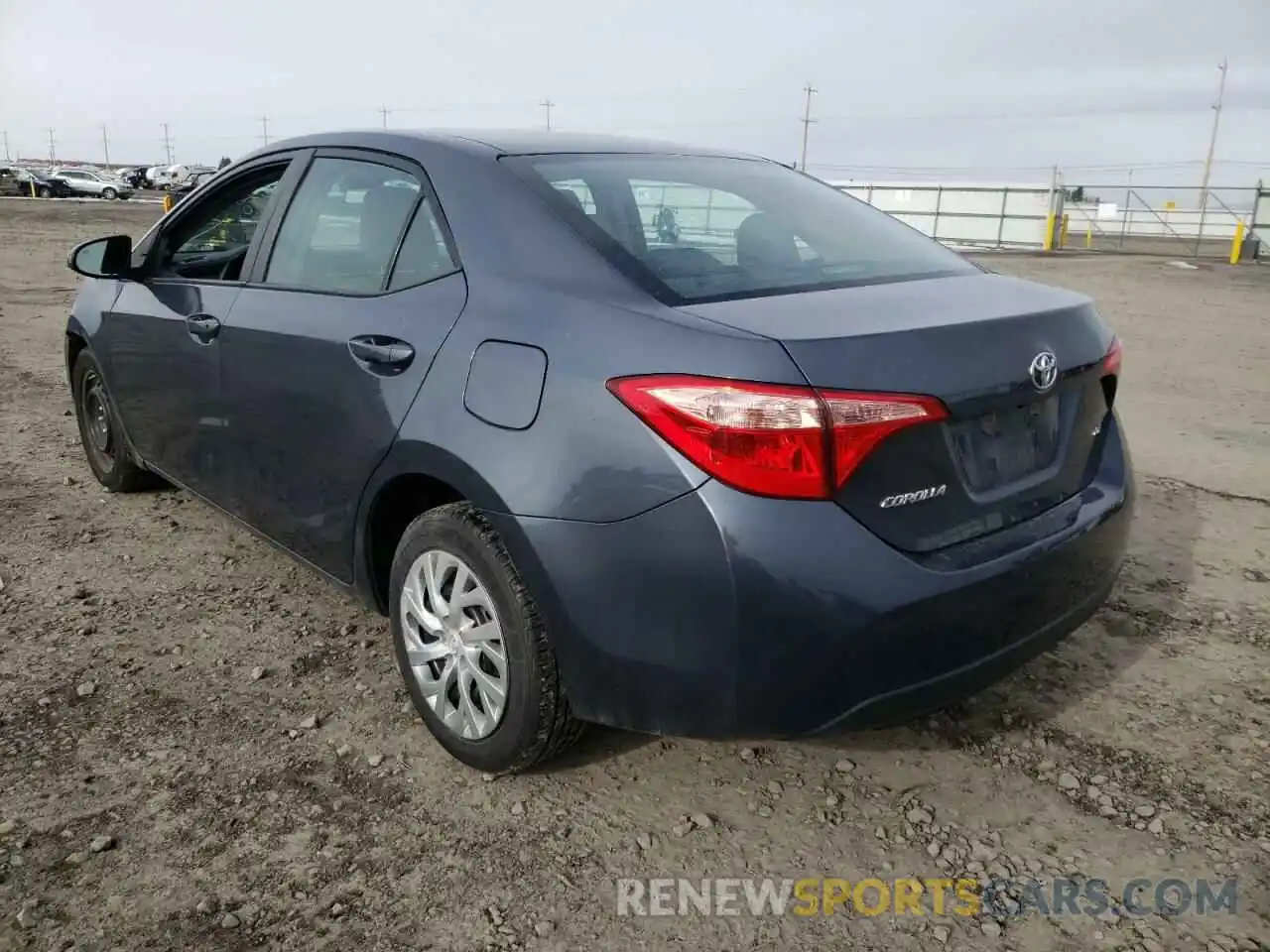 3 Photograph of a damaged car 2T1BURHE7KC239085 TOYOTA COROLLA 2019