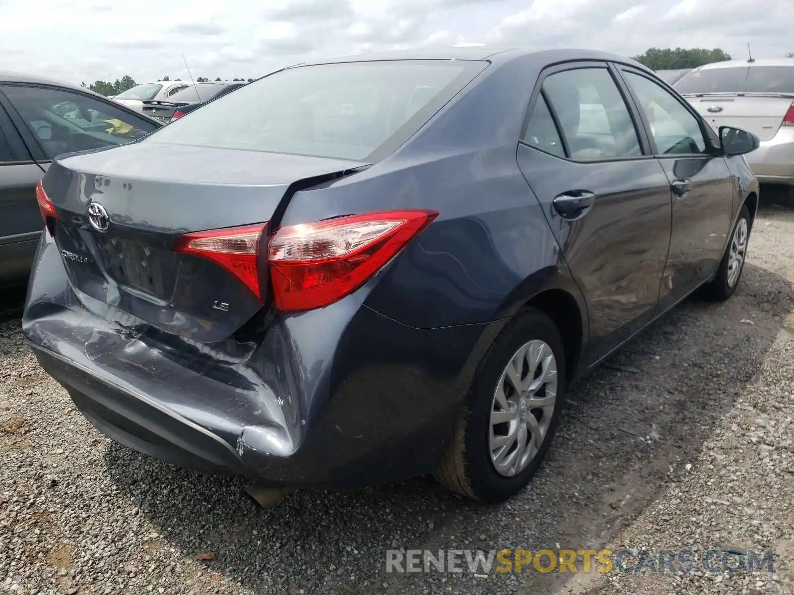 4 Photograph of a damaged car 2T1BURHE7KC239233 TOYOTA COROLLA 2019