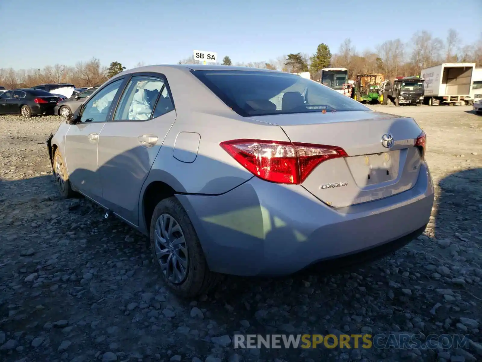 3 Photograph of a damaged car 2T1BURHE7KC240141 TOYOTA COROLLA 2019