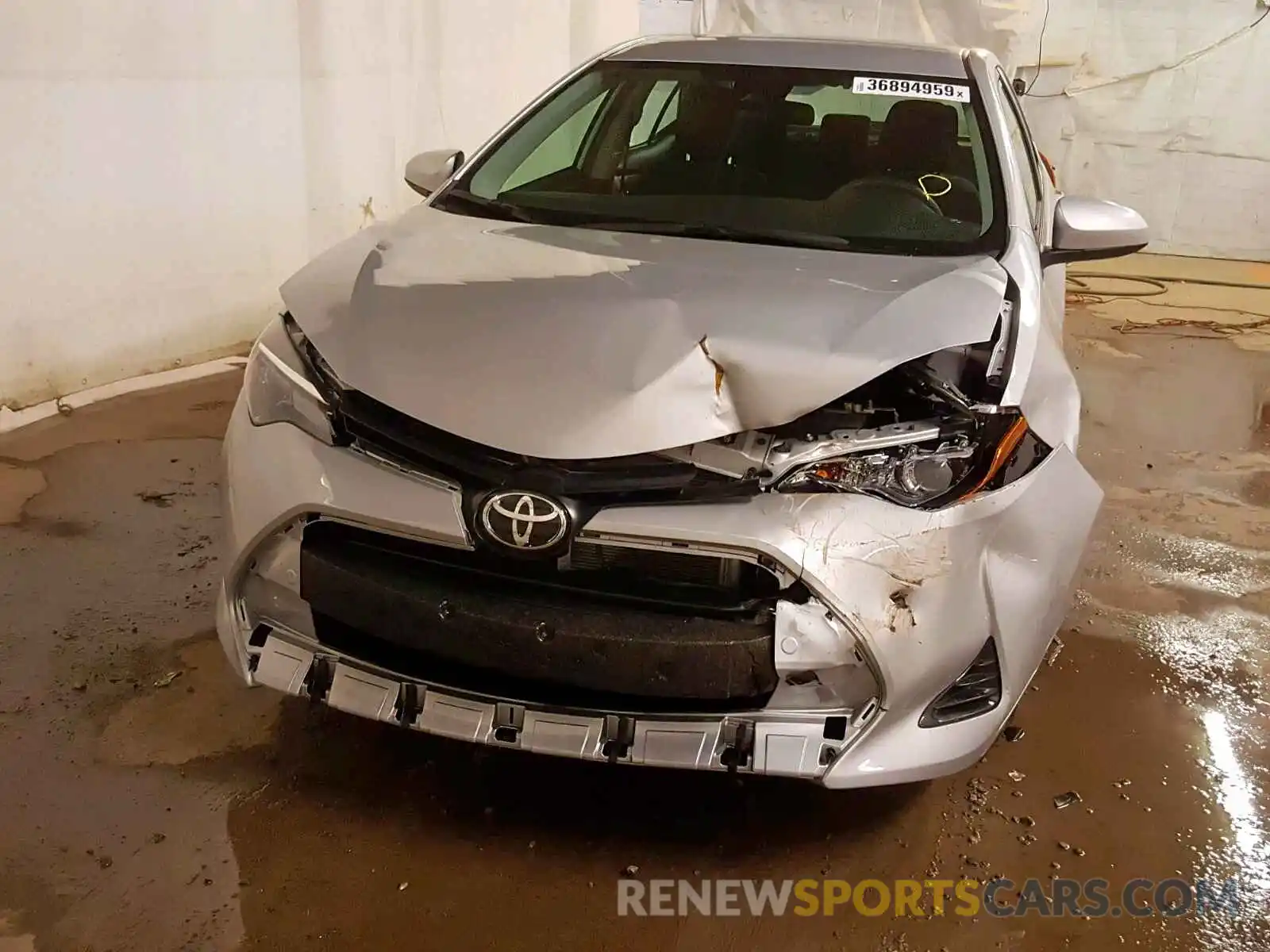 9 Photograph of a damaged car 2T1BURHE7KC240284 TOYOTA COROLLA 2019