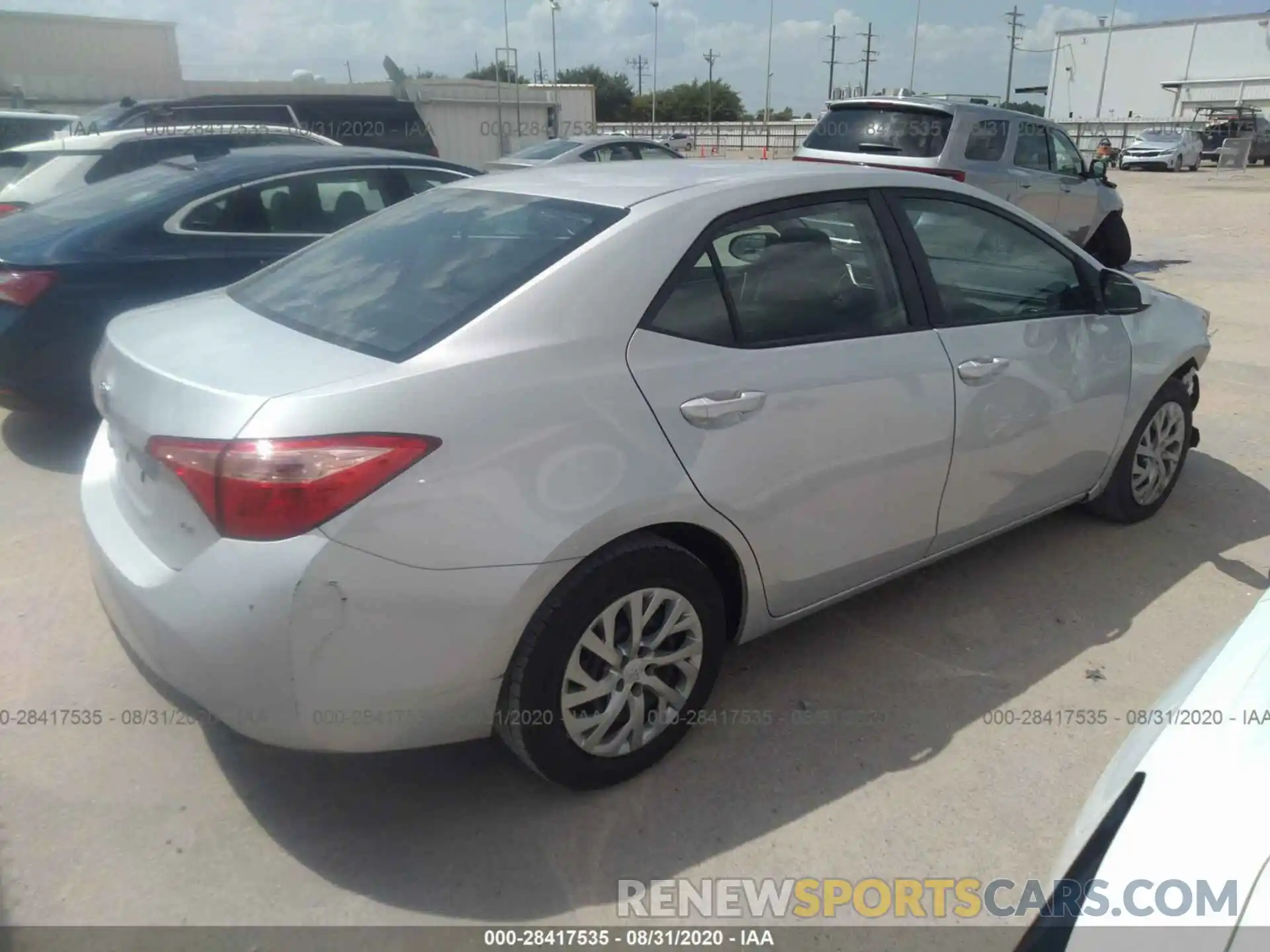 4 Photograph of a damaged car 2T1BURHE7KC240673 TOYOTA COROLLA 2019