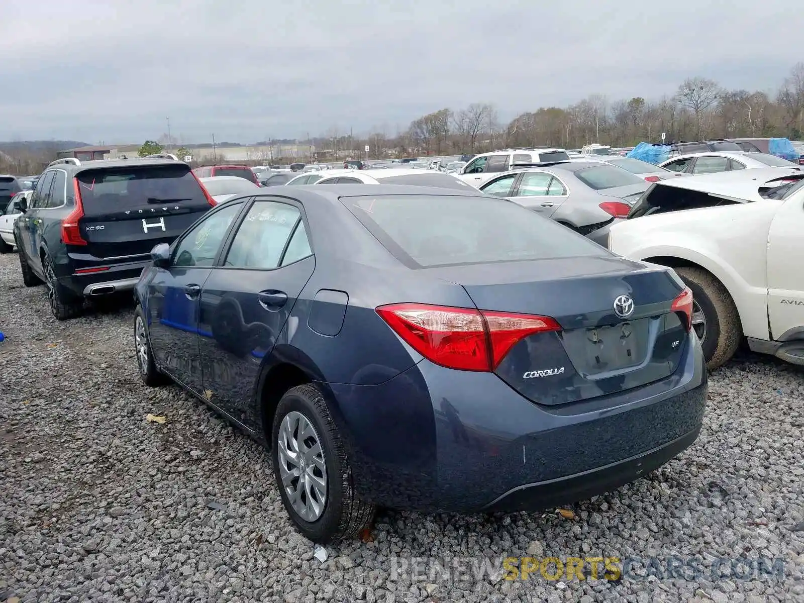 3 Photograph of a damaged car 2T1BURHE7KC240897 TOYOTA COROLLA 2019