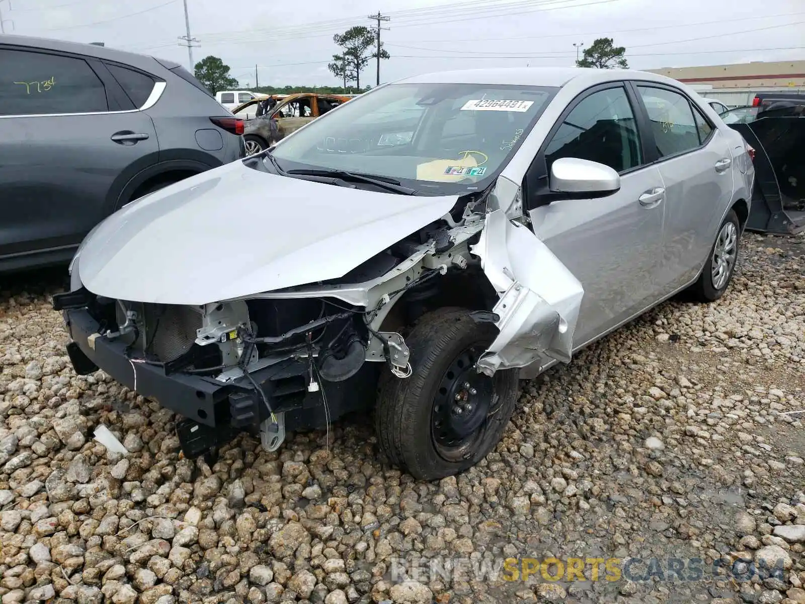 2 Photograph of a damaged car 2T1BURHE7KC240947 TOYOTA COROLLA 2019