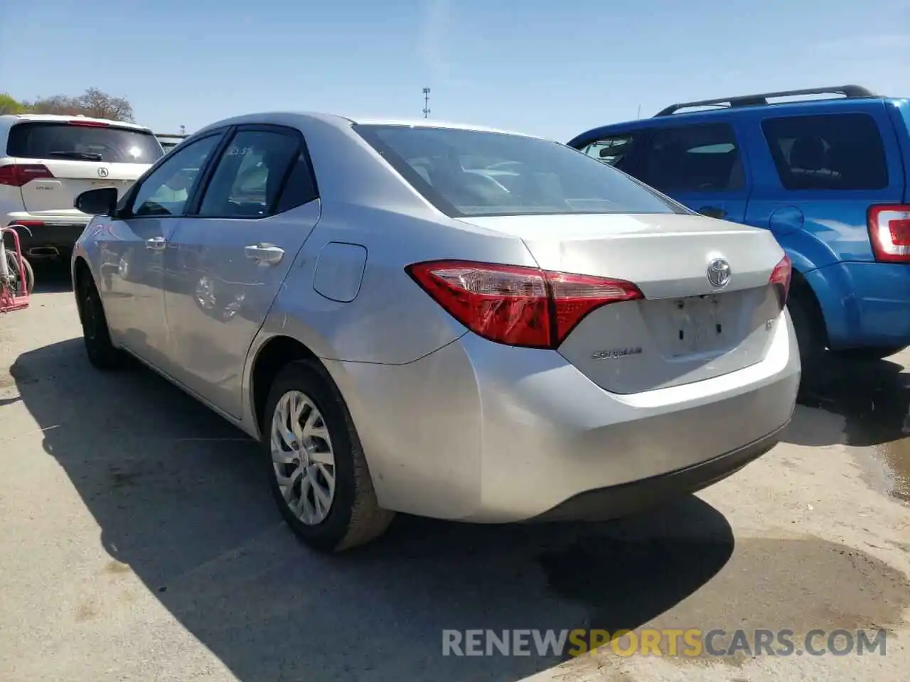 3 Photograph of a damaged car 2T1BURHE7KC241791 TOYOTA COROLLA 2019