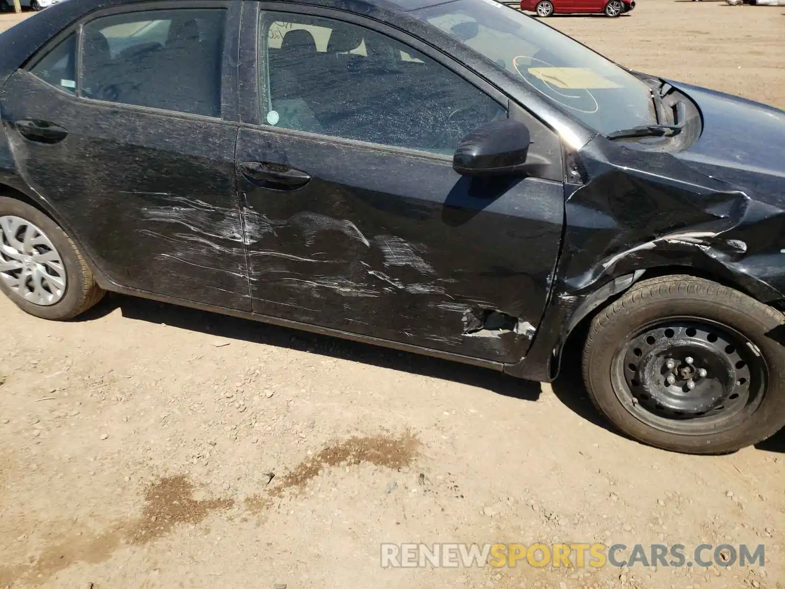9 Photograph of a damaged car 2T1BURHE7KC242486 TOYOTA COROLLA 2019