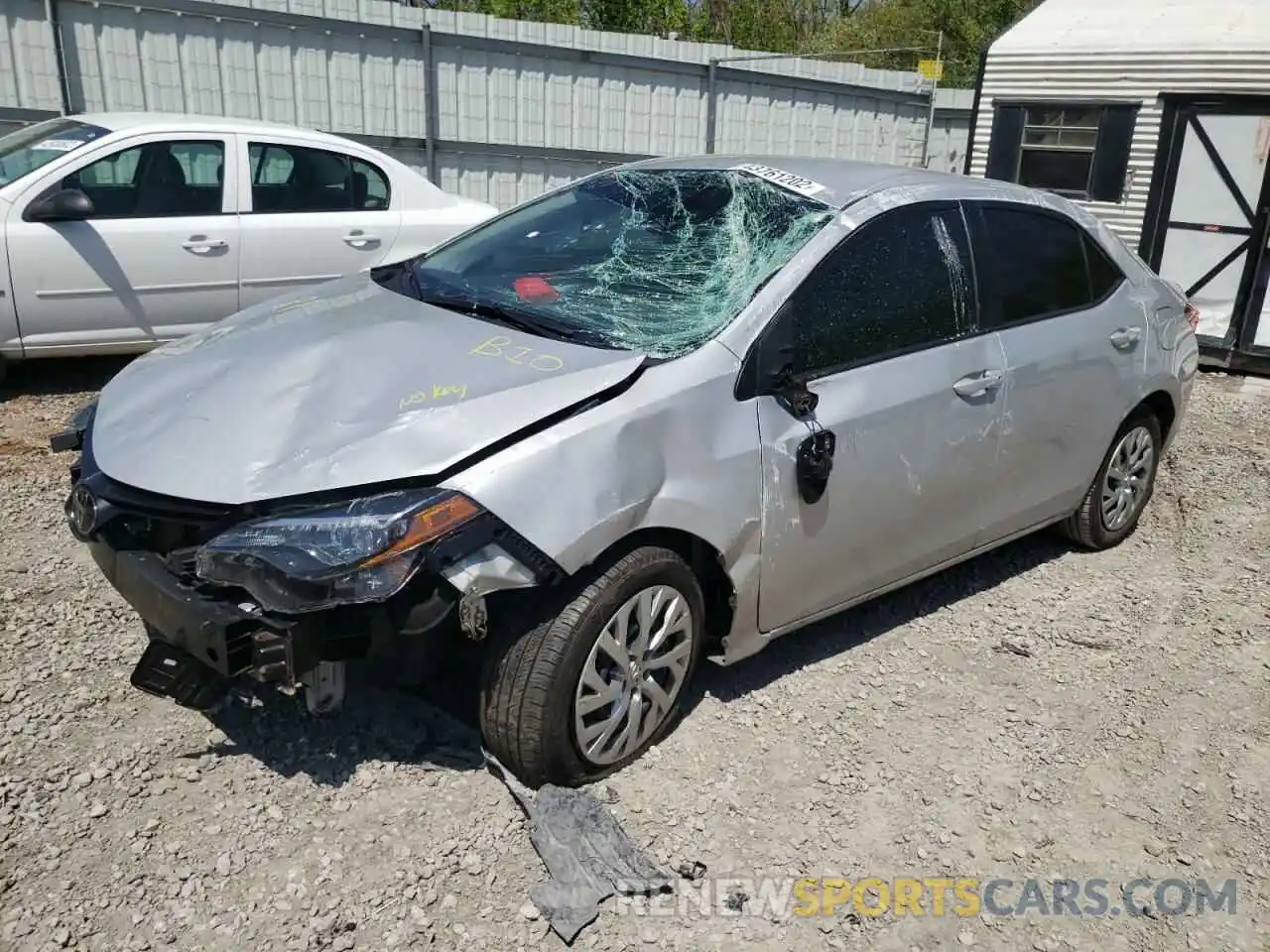 10 Photograph of a damaged car 2T1BURHE7KC244884 TOYOTA COROLLA 2019