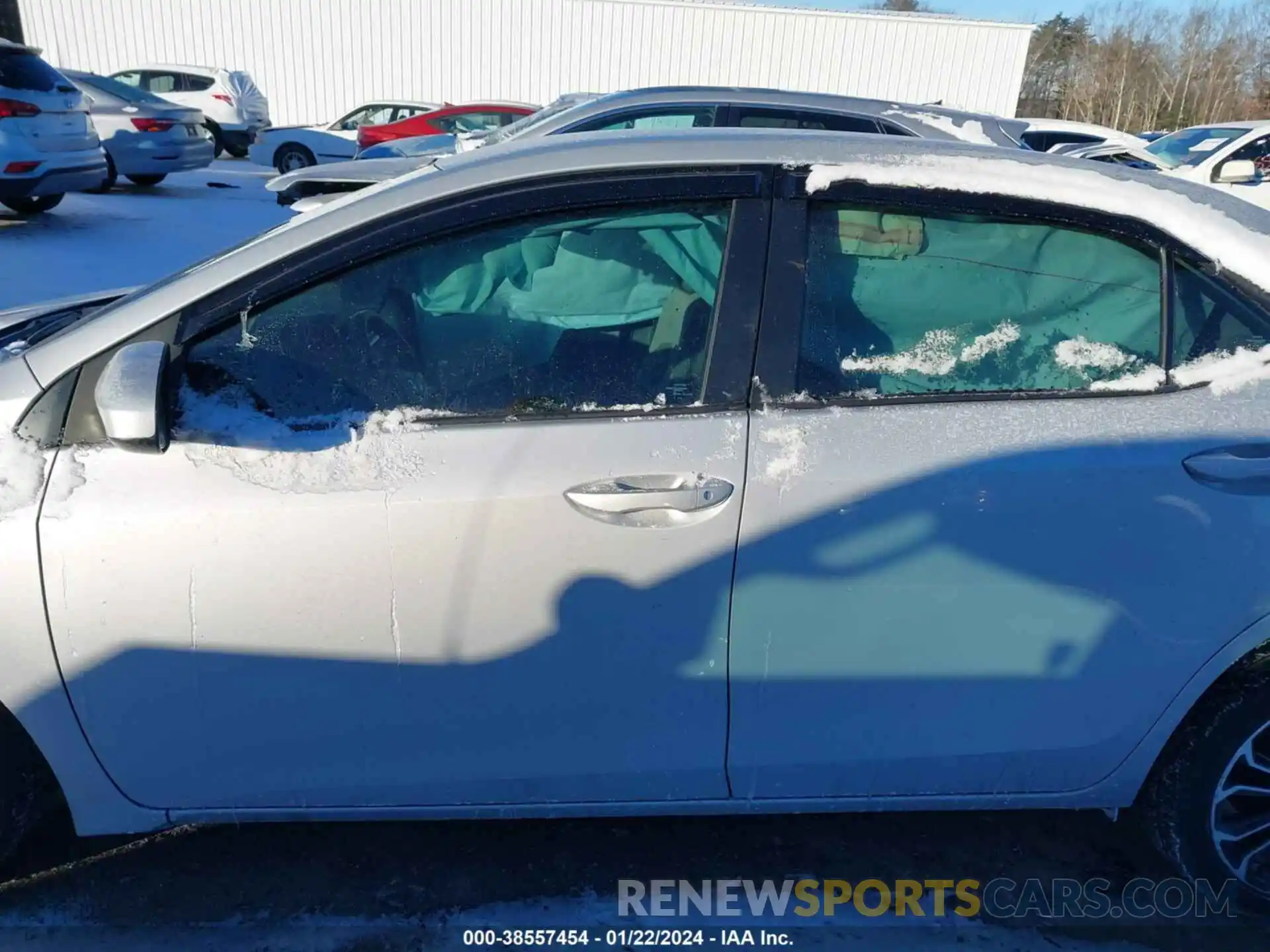 14 Photograph of a damaged car 2T1BURHE7KC245582 TOYOTA COROLLA 2019