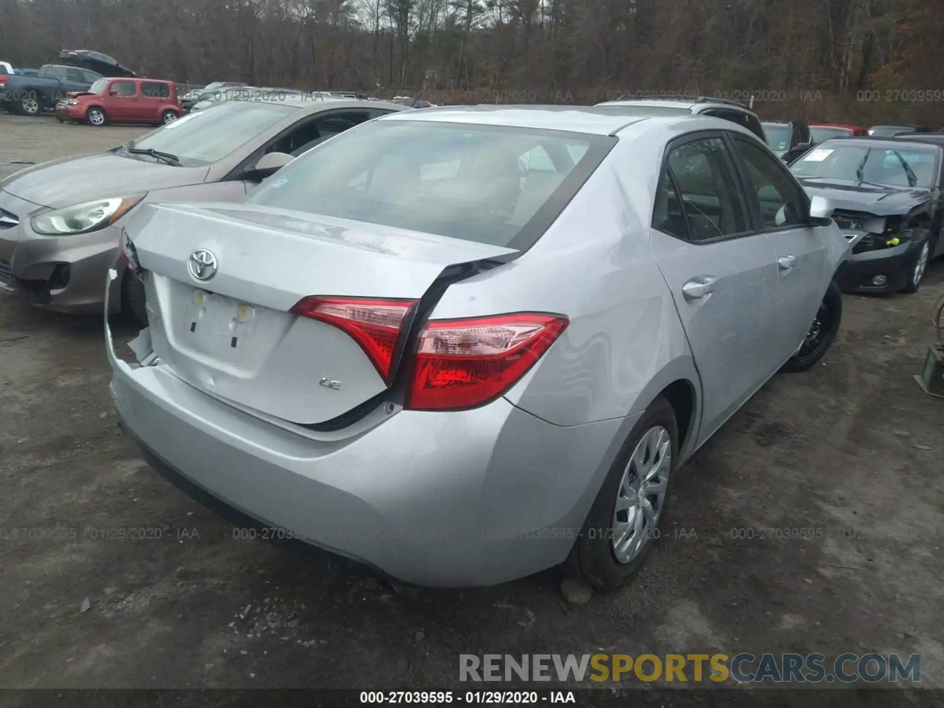 4 Photograph of a damaged car 2T1BURHE7KC245601 TOYOTA COROLLA 2019