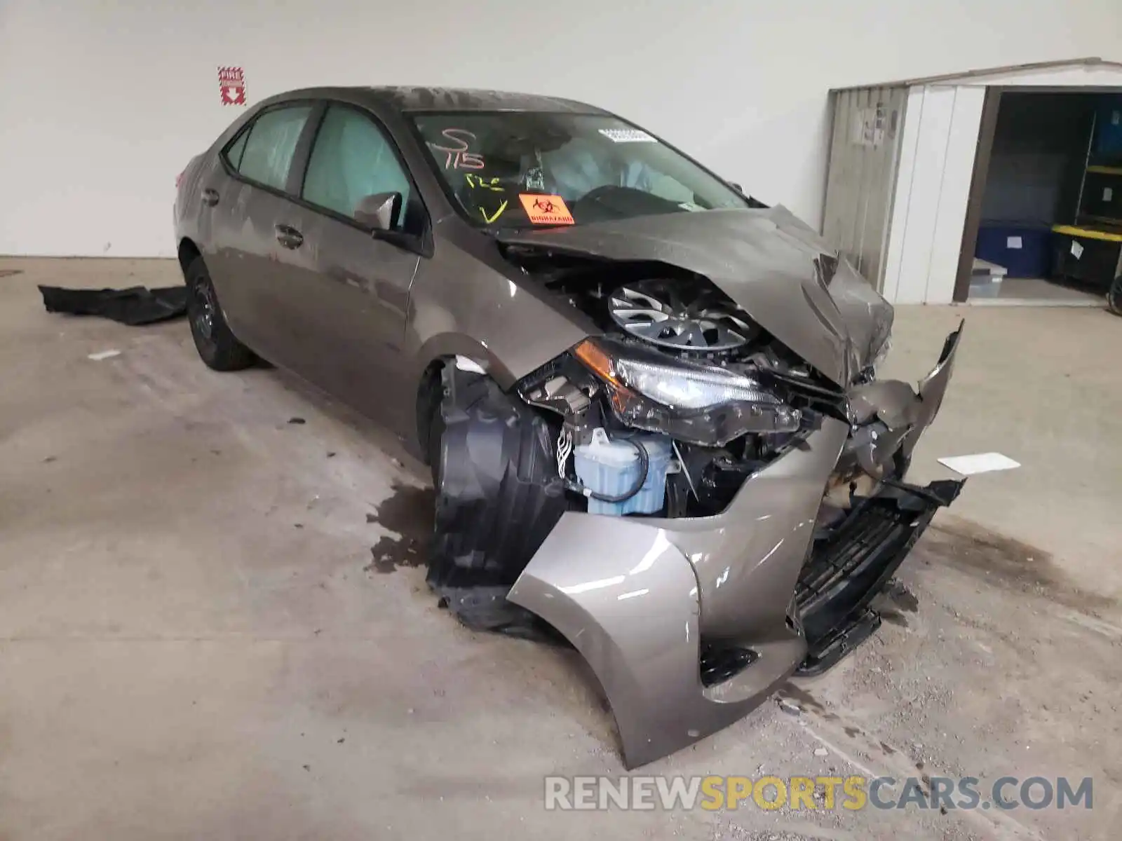 1 Photograph of a damaged car 2T1BURHE8KC125337 TOYOTA COROLLA 2019