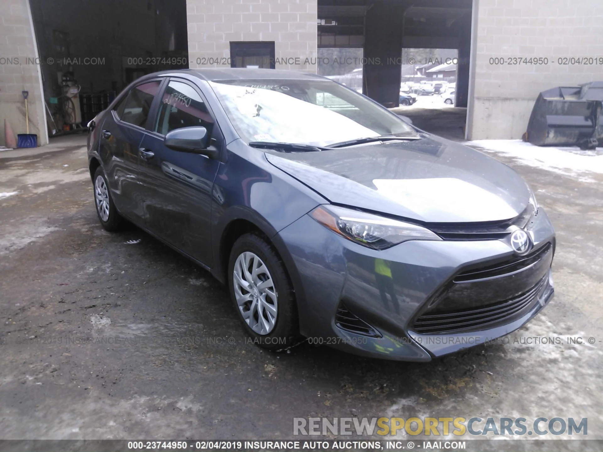 1 Photograph of a damaged car 2T1BURHE8KC125497 TOYOTA COROLLA 2019