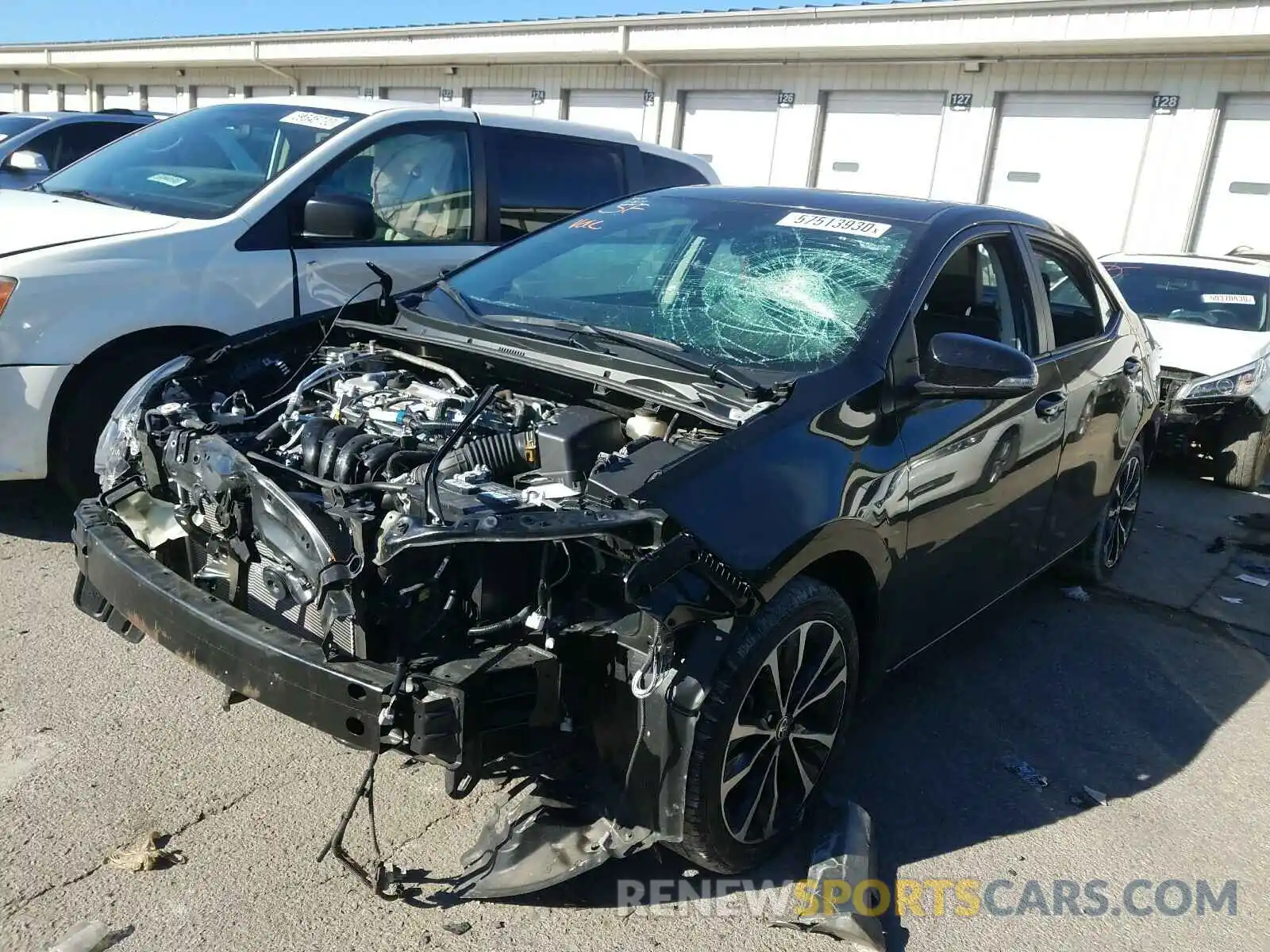 2 Photograph of a damaged car 2T1BURHE8KC126004 TOYOTA COROLLA 2019