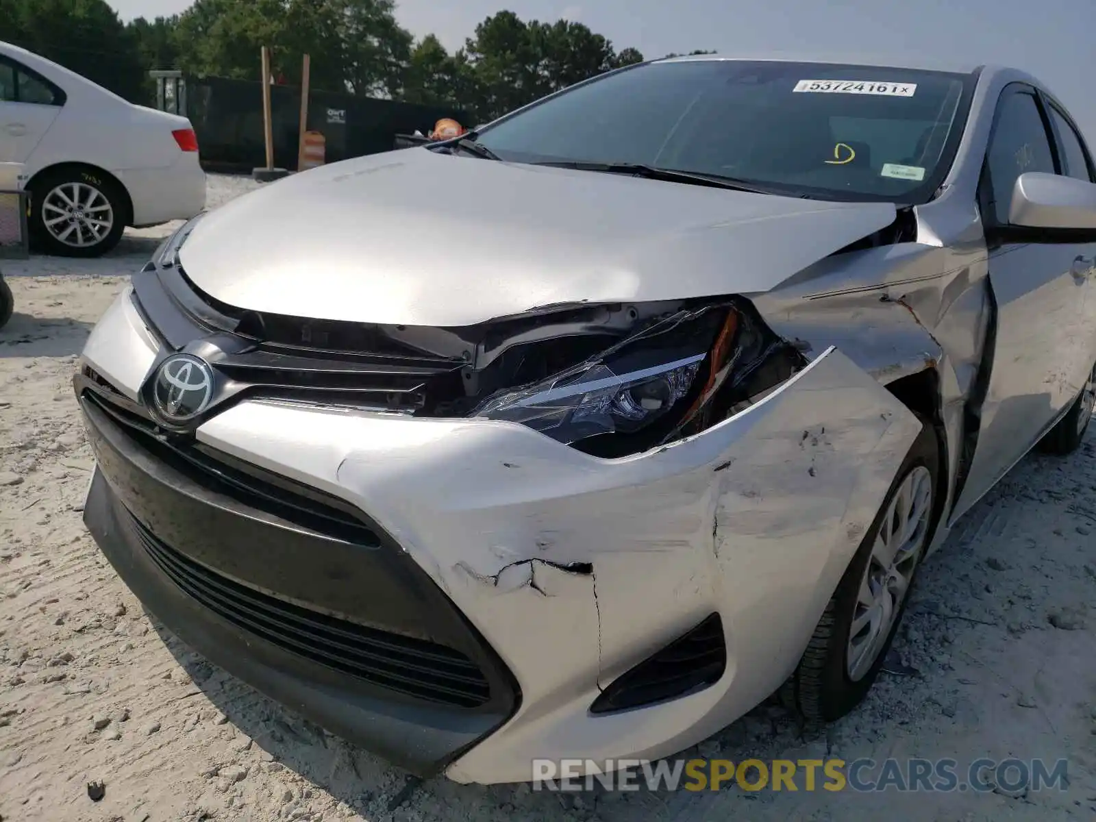 9 Photograph of a damaged car 2T1BURHE8KC126536 TOYOTA COROLLA 2019