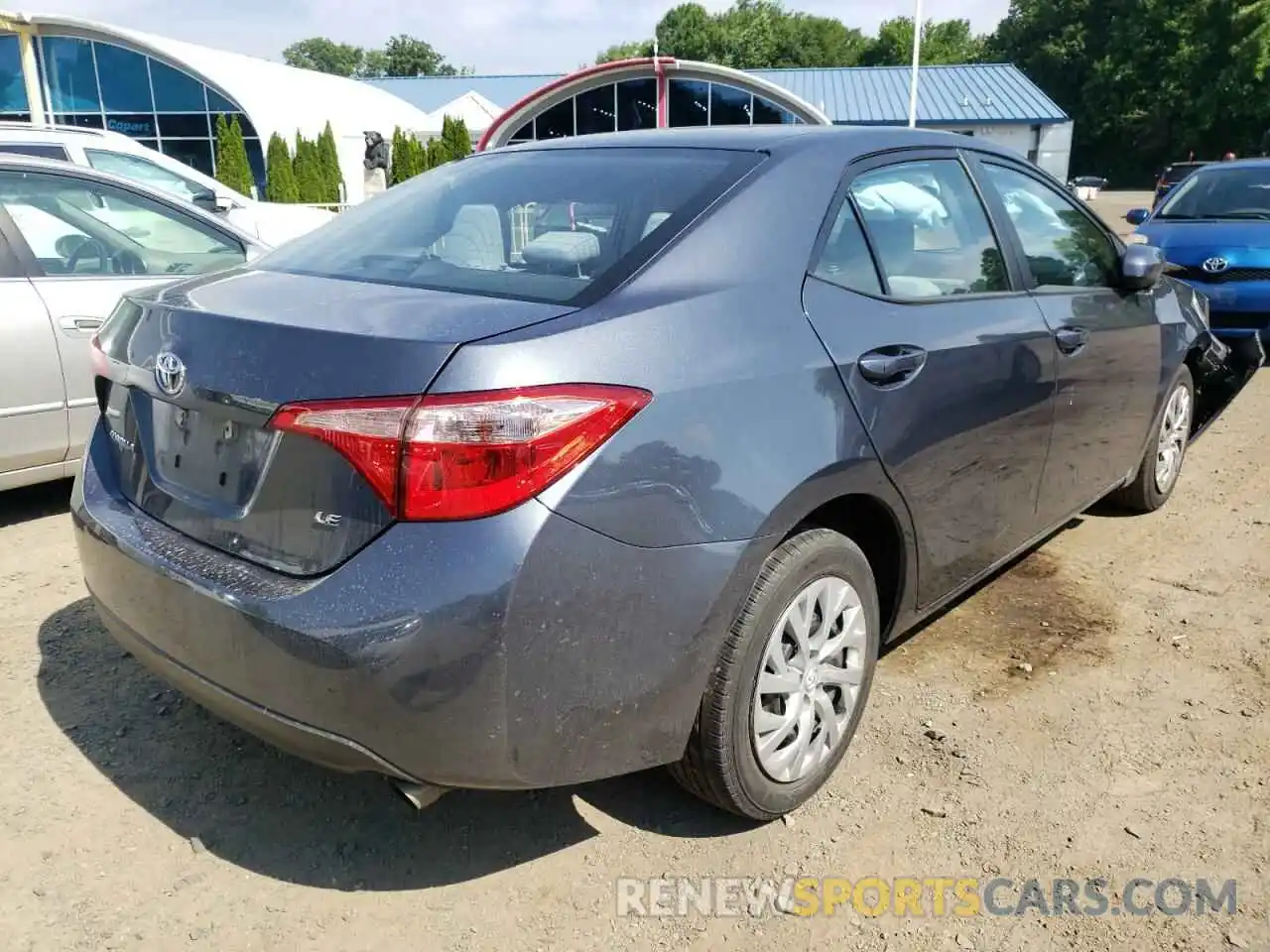 4 Photograph of a damaged car 2T1BURHE8KC127072 TOYOTA COROLLA 2019