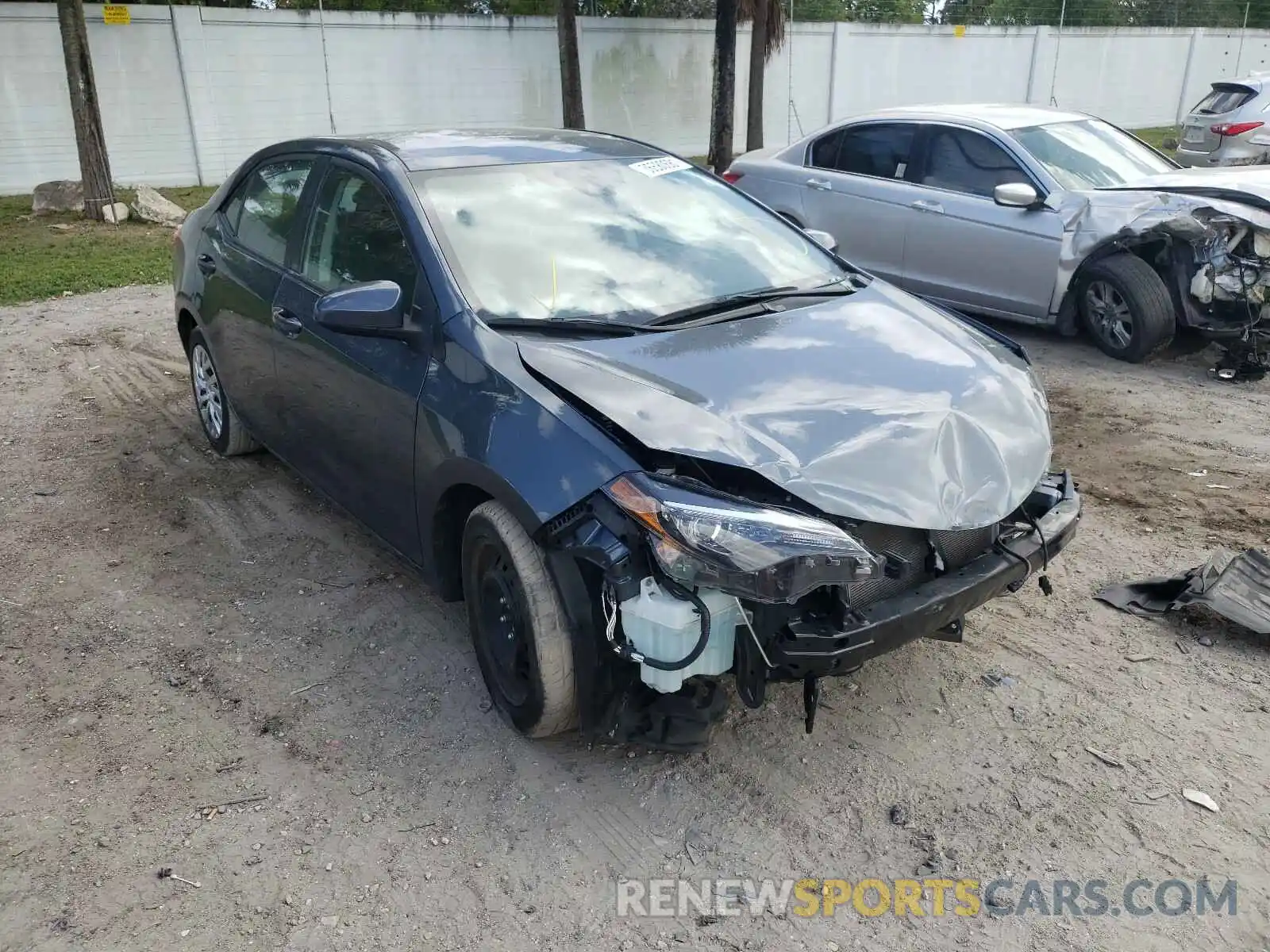 1 Photograph of a damaged car 2T1BURHE8KC127203 TOYOTA COROLLA 2019