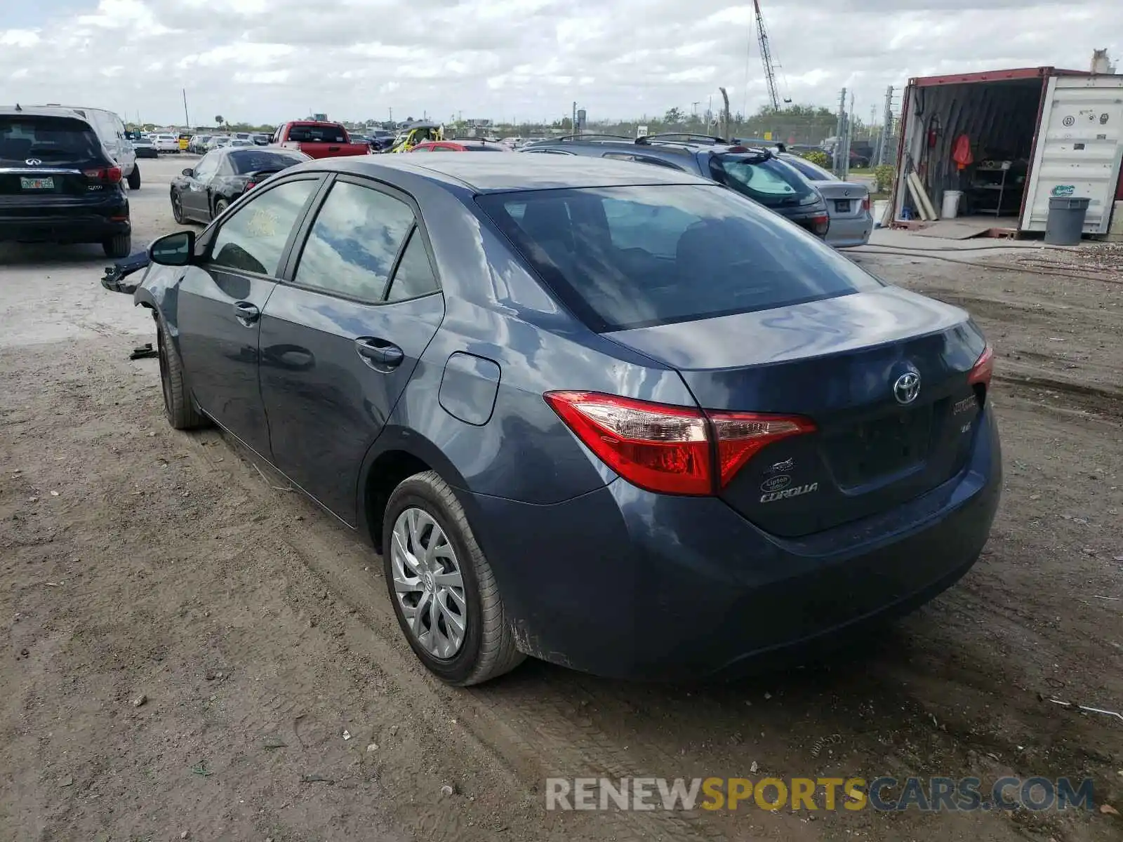 3 Photograph of a damaged car 2T1BURHE8KC127203 TOYOTA COROLLA 2019