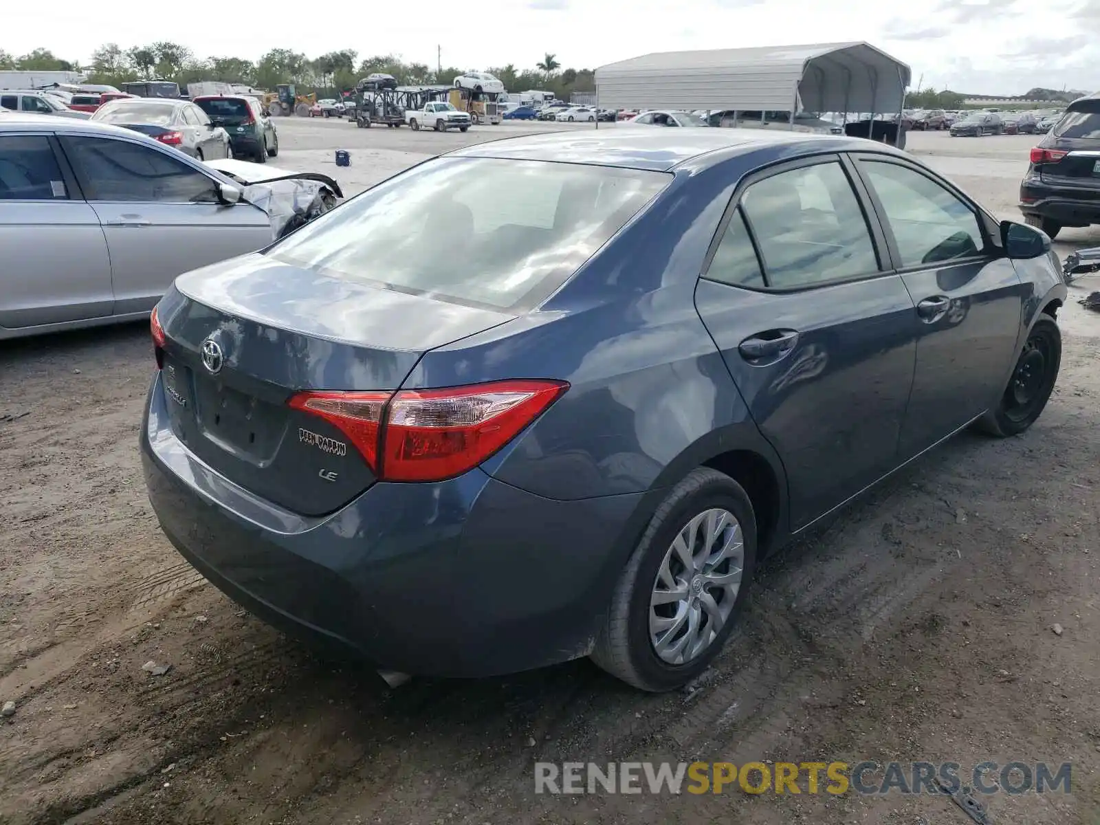 4 Photograph of a damaged car 2T1BURHE8KC127203 TOYOTA COROLLA 2019