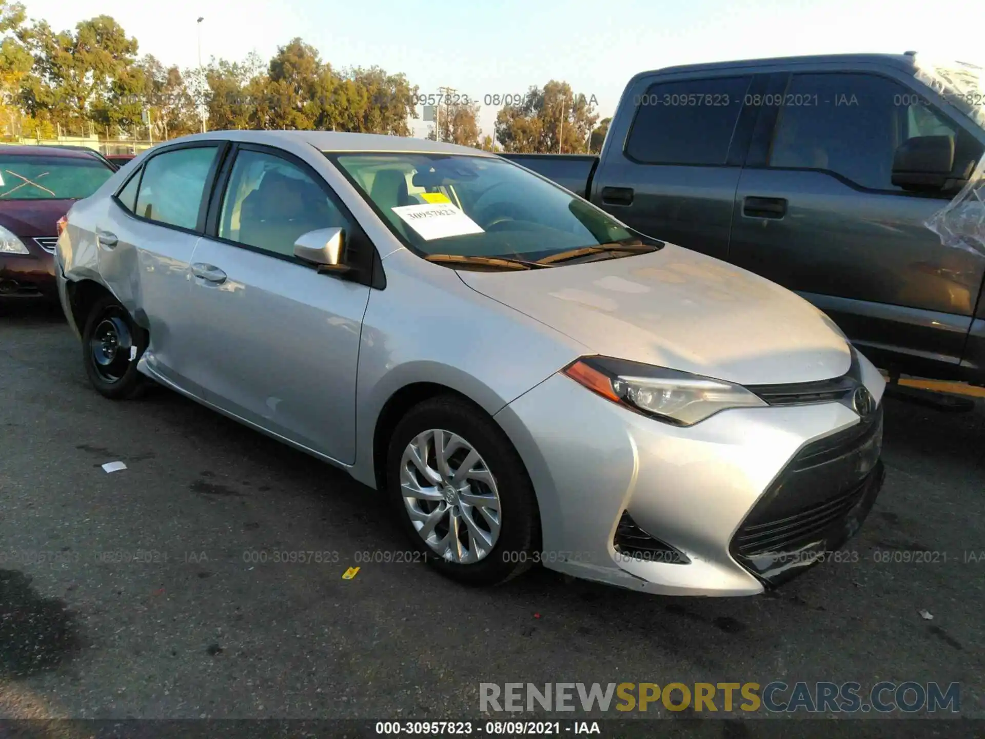 1 Photograph of a damaged car 2T1BURHE8KC127539 TOYOTA COROLLA 2019