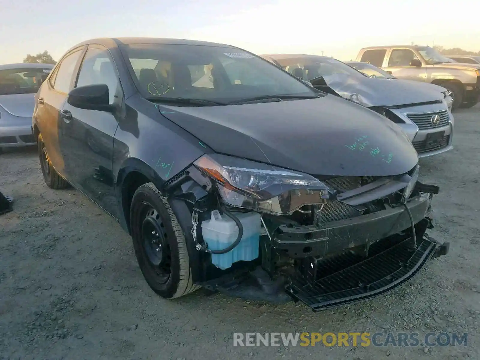 1 Photograph of a damaged car 2T1BURHE8KC130764 TOYOTA COROLLA 2019