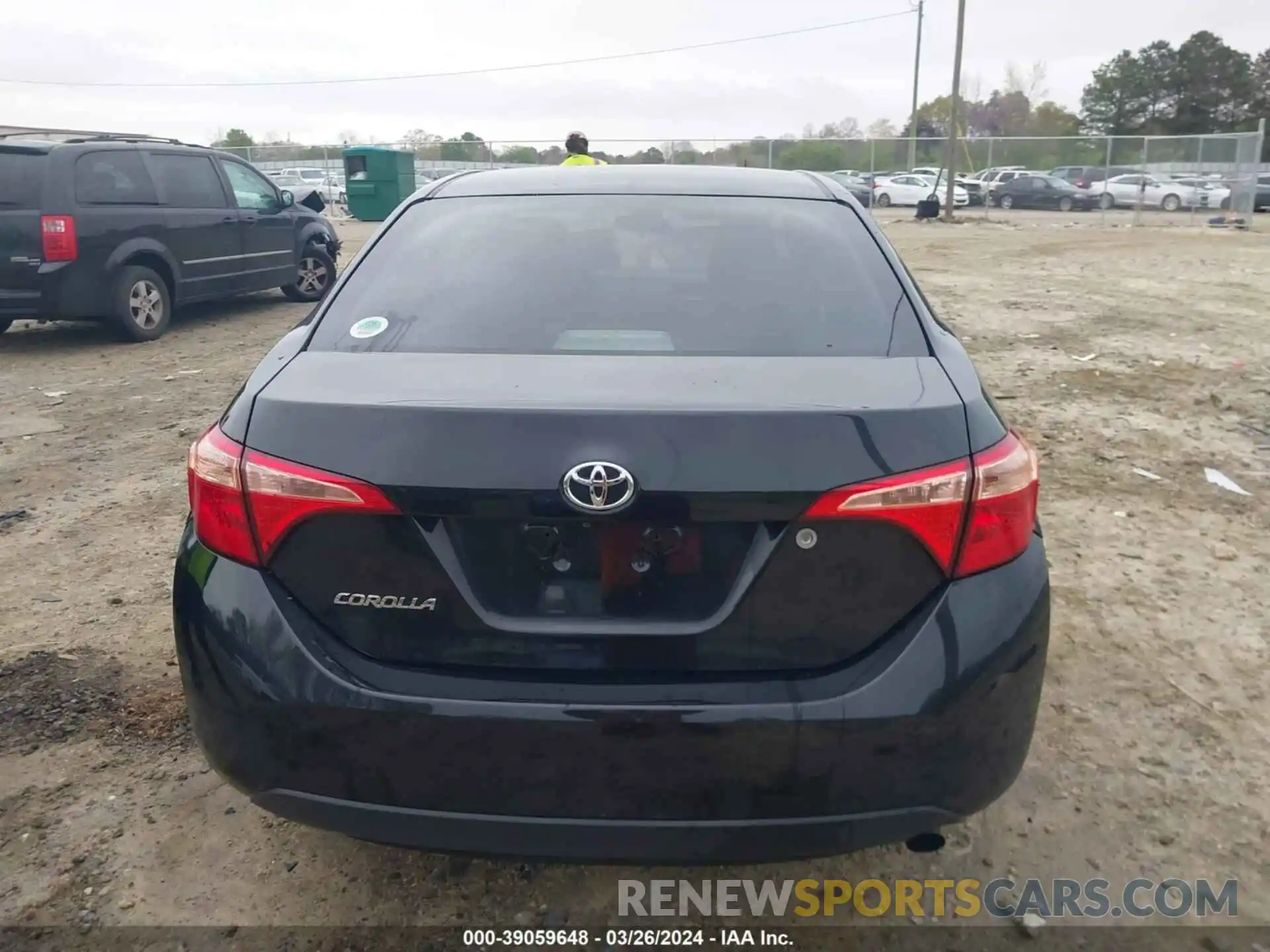 15 Photograph of a damaged car 2T1BURHE8KC131137 TOYOTA COROLLA 2019