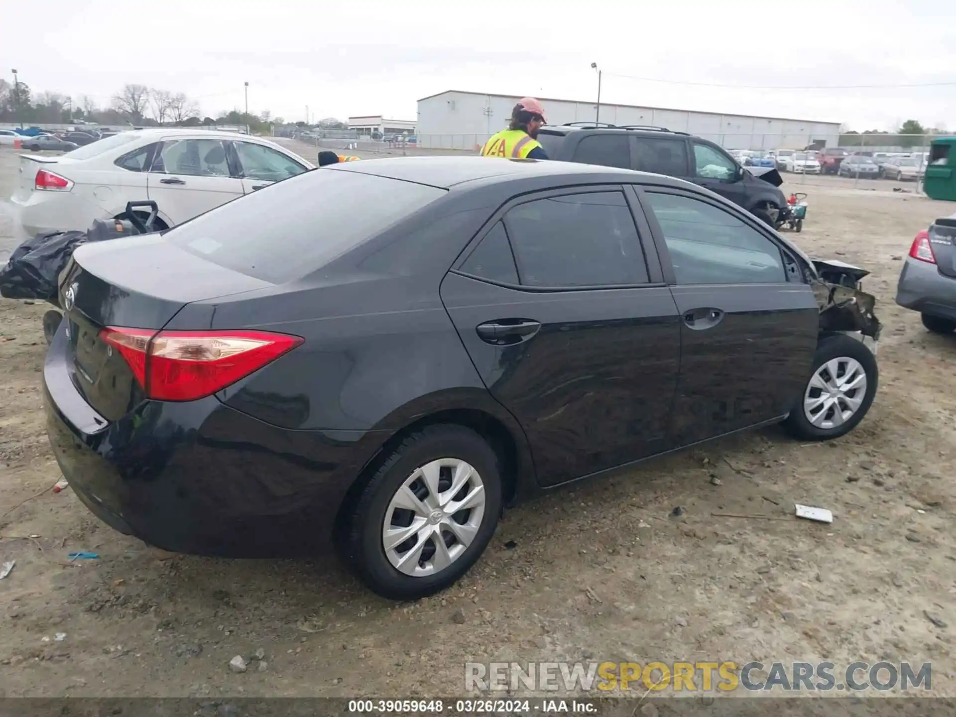 4 Photograph of a damaged car 2T1BURHE8KC131137 TOYOTA COROLLA 2019