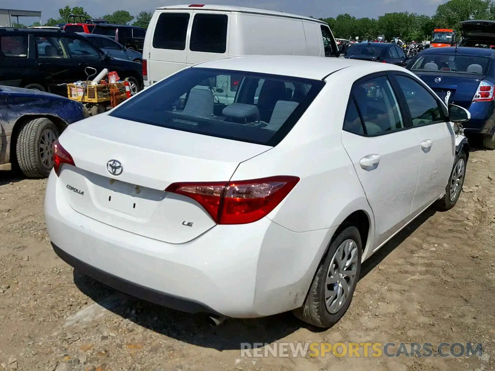 4 Photograph of a damaged car 2T1BURHE8KC131221 TOYOTA COROLLA 2019