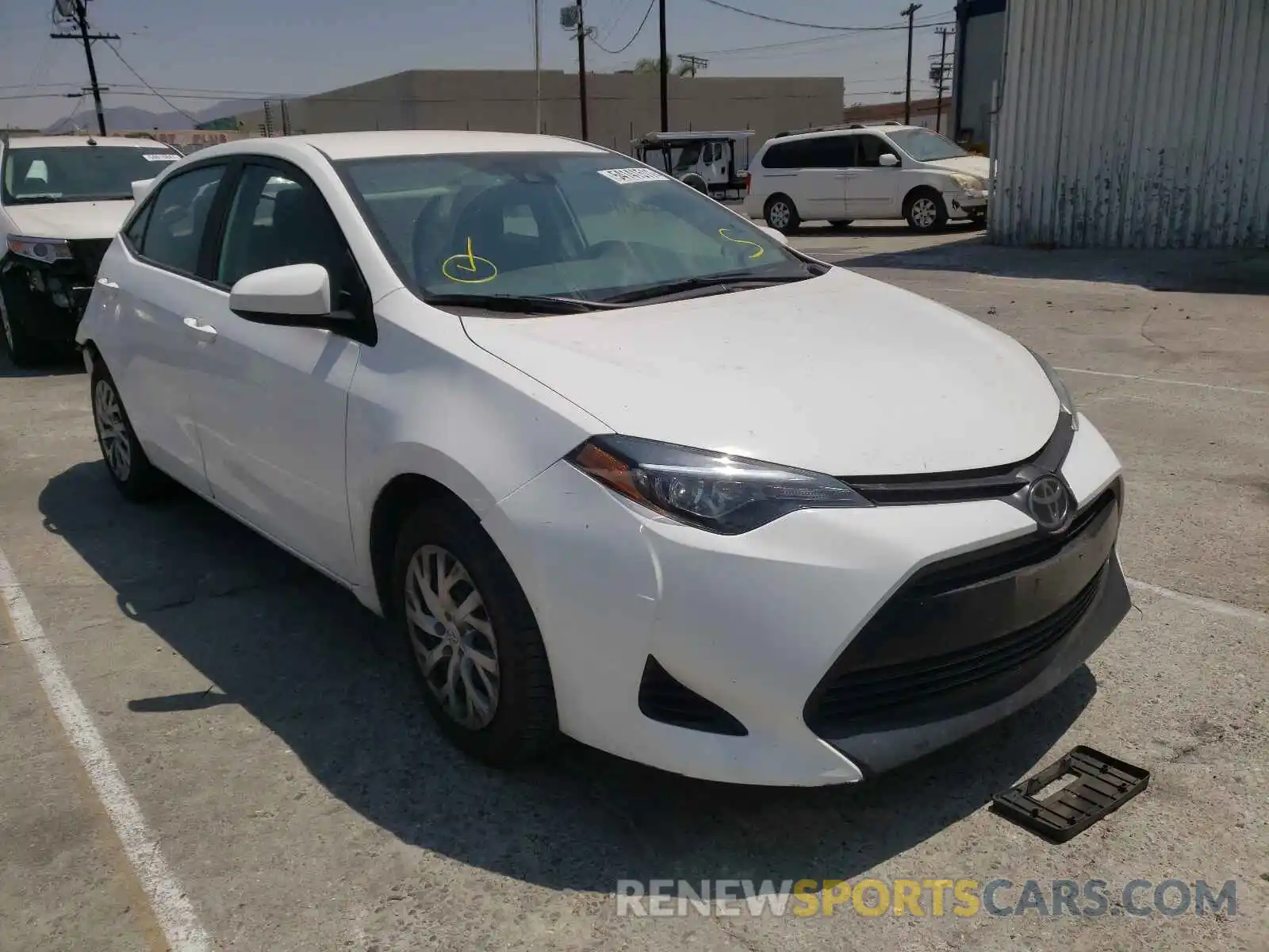 1 Photograph of a damaged car 2T1BURHE8KC131316 TOYOTA COROLLA 2019