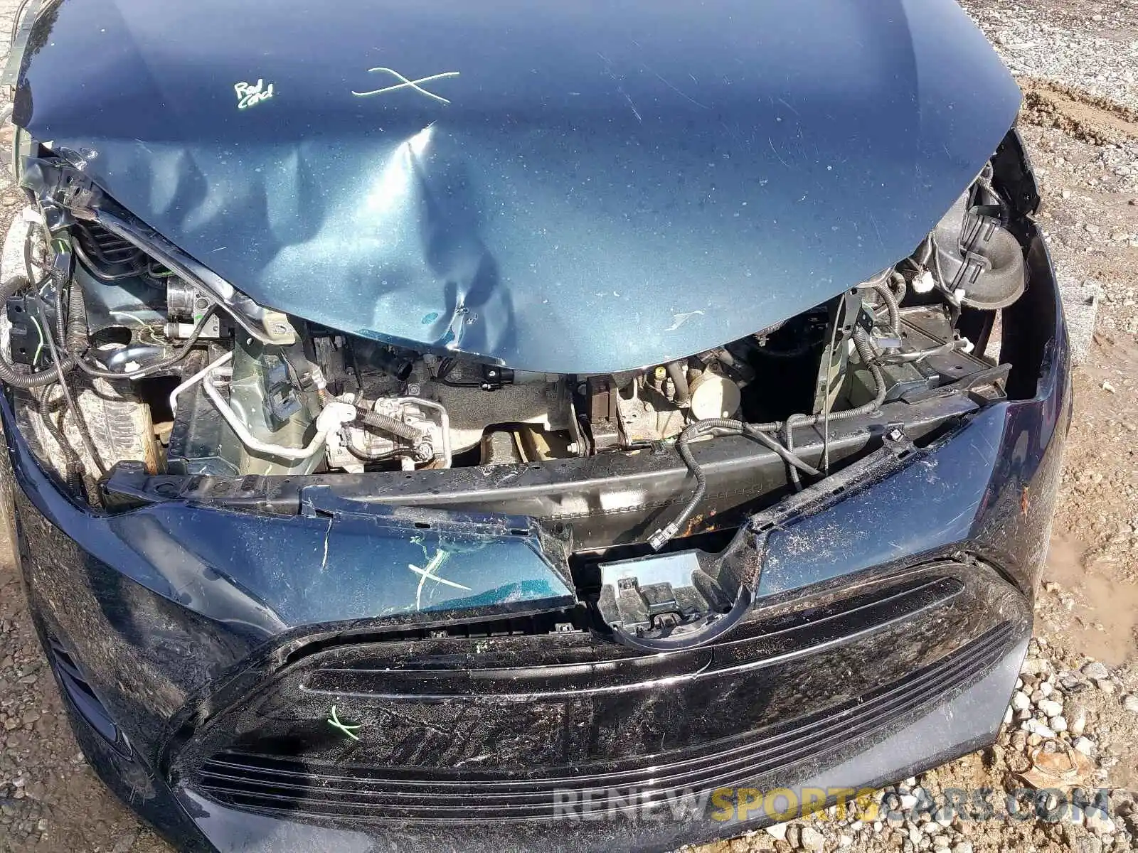 8 Photograph of a damaged car 2T1BURHE8KC132031 TOYOTA COROLLA 2019