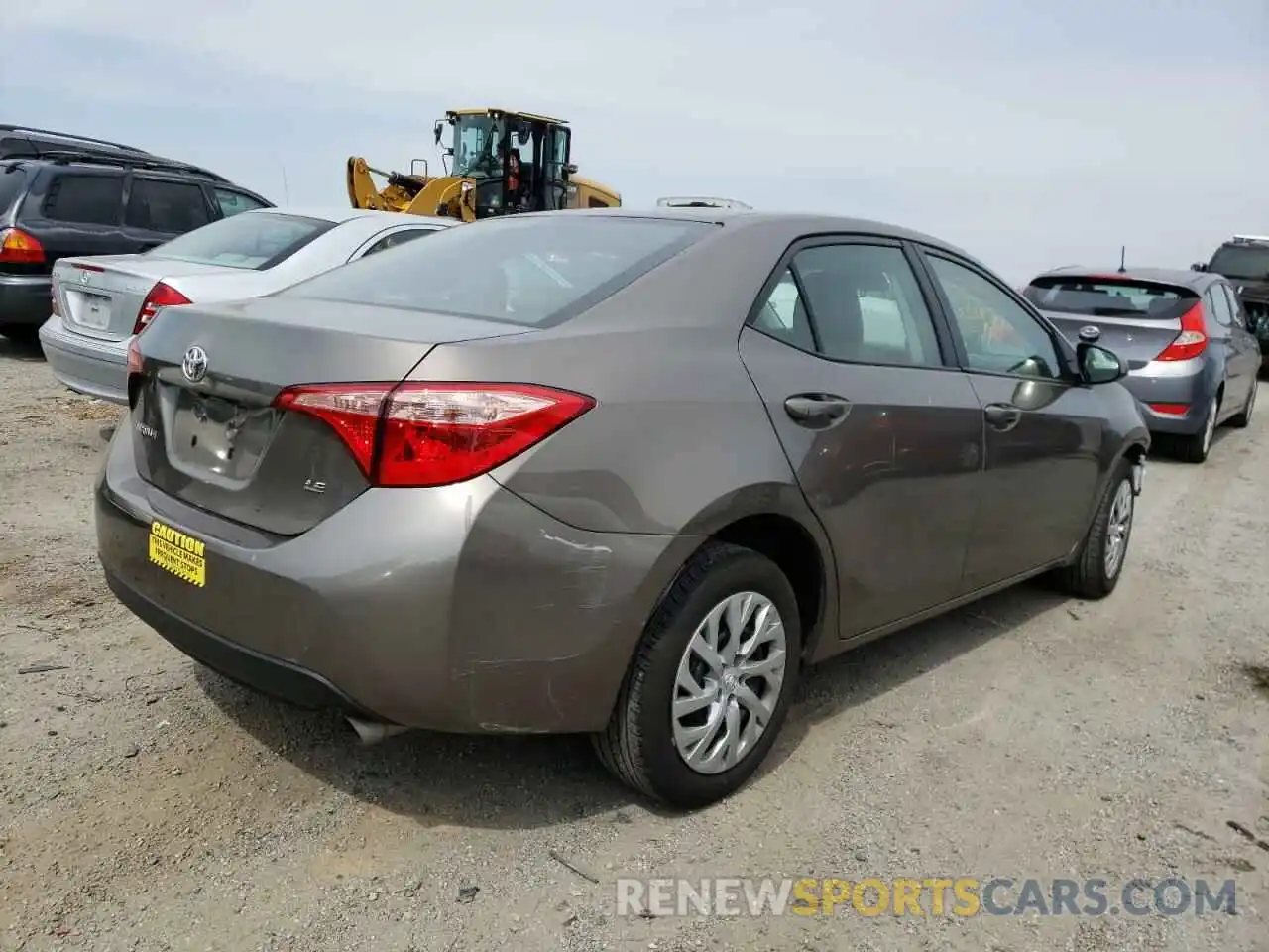 4 Photograph of a damaged car 2T1BURHE8KC132529 TOYOTA COROLLA 2019