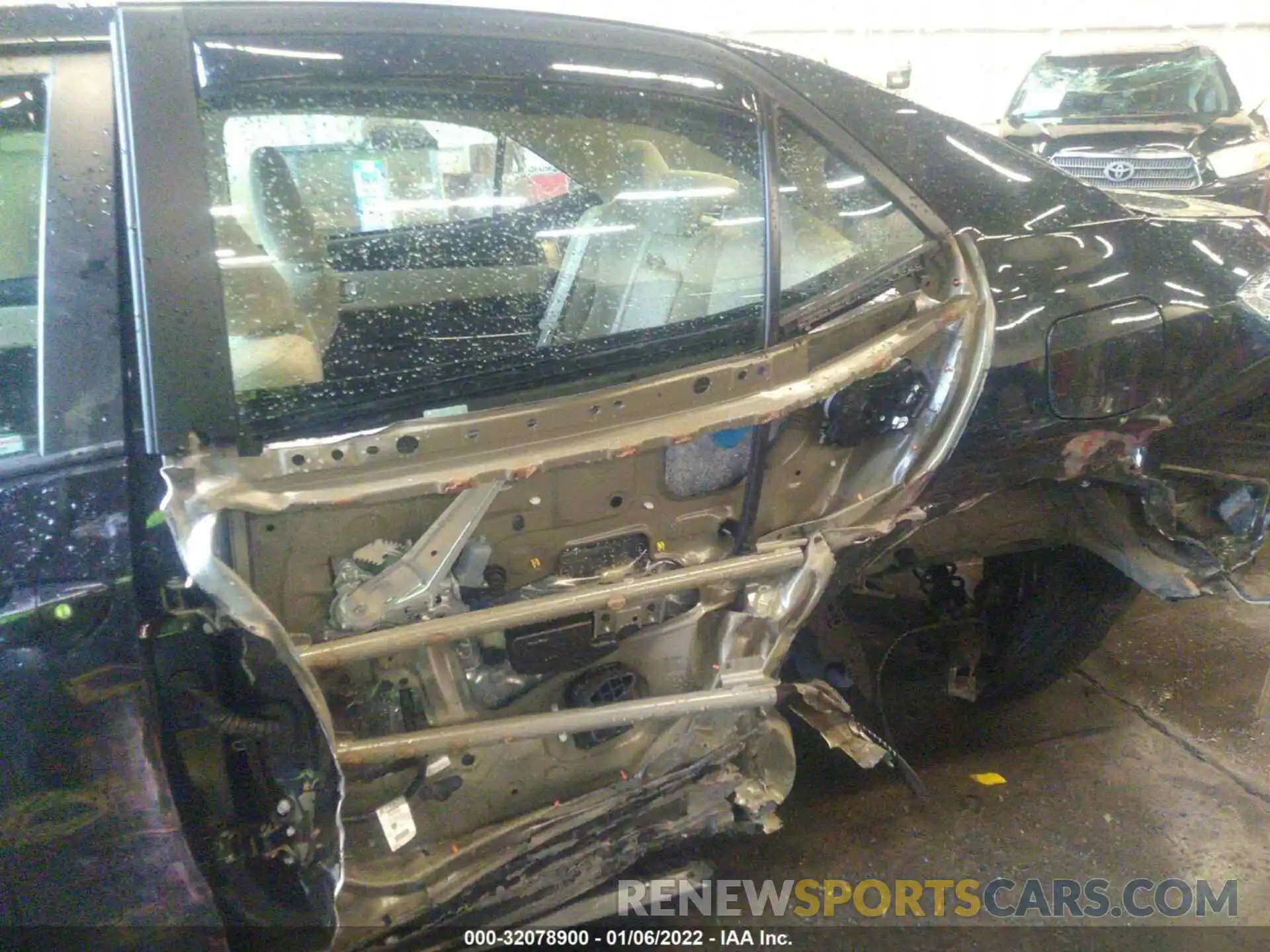 6 Photograph of a damaged car 2T1BURHE8KC133003 TOYOTA COROLLA 2019