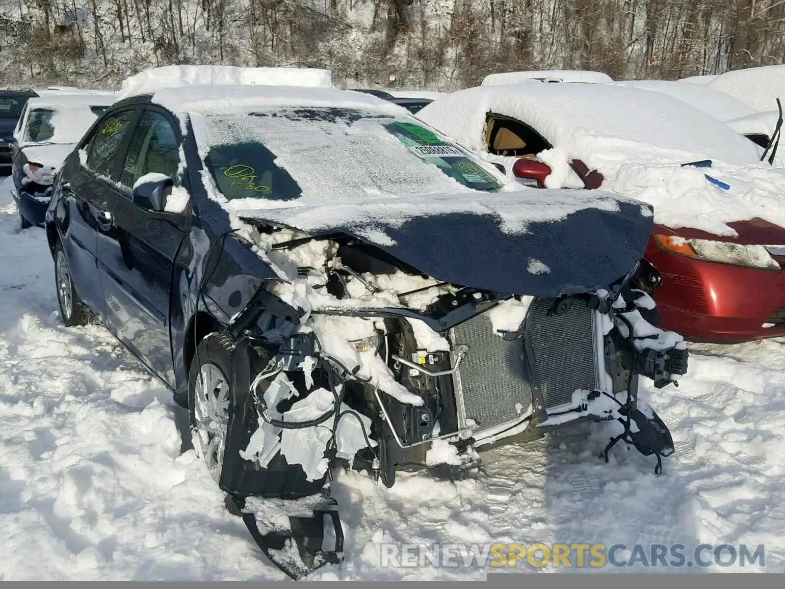 1 Photograph of a damaged car 2T1BURHE8KC133647 TOYOTA COROLLA 2019