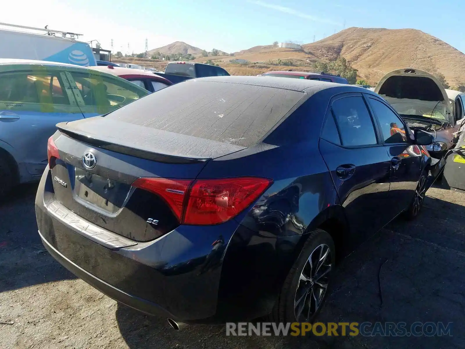 4 Photograph of a damaged car 2T1BURHE8KC133860 TOYOTA COROLLA 2019