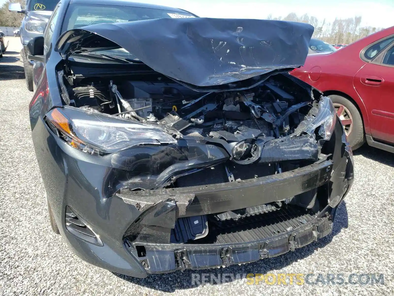 9 Photograph of a damaged car 2T1BURHE8KC134281 TOYOTA COROLLA 2019