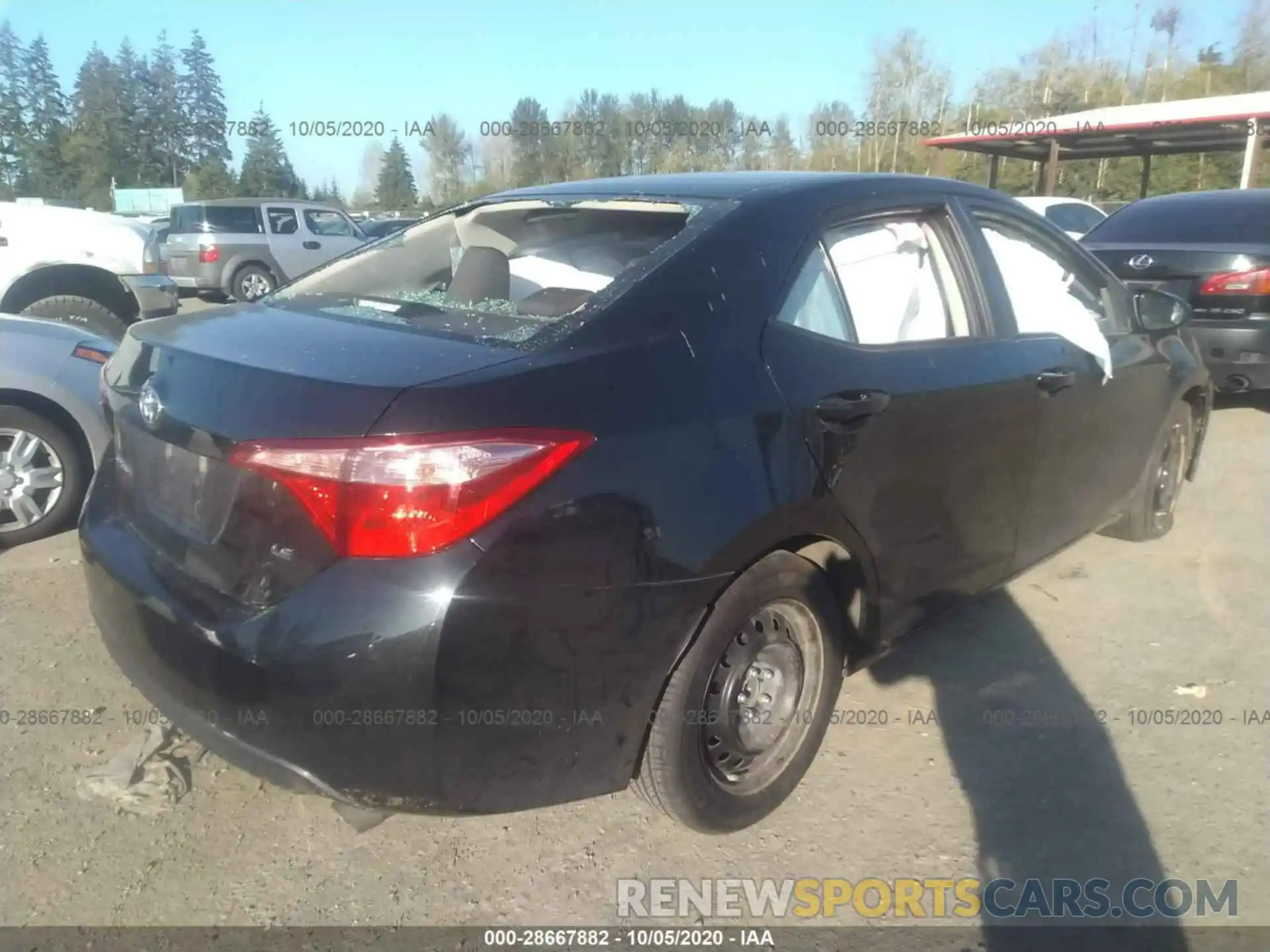 4 Photograph of a damaged car 2T1BURHE8KC135043 TOYOTA COROLLA 2019