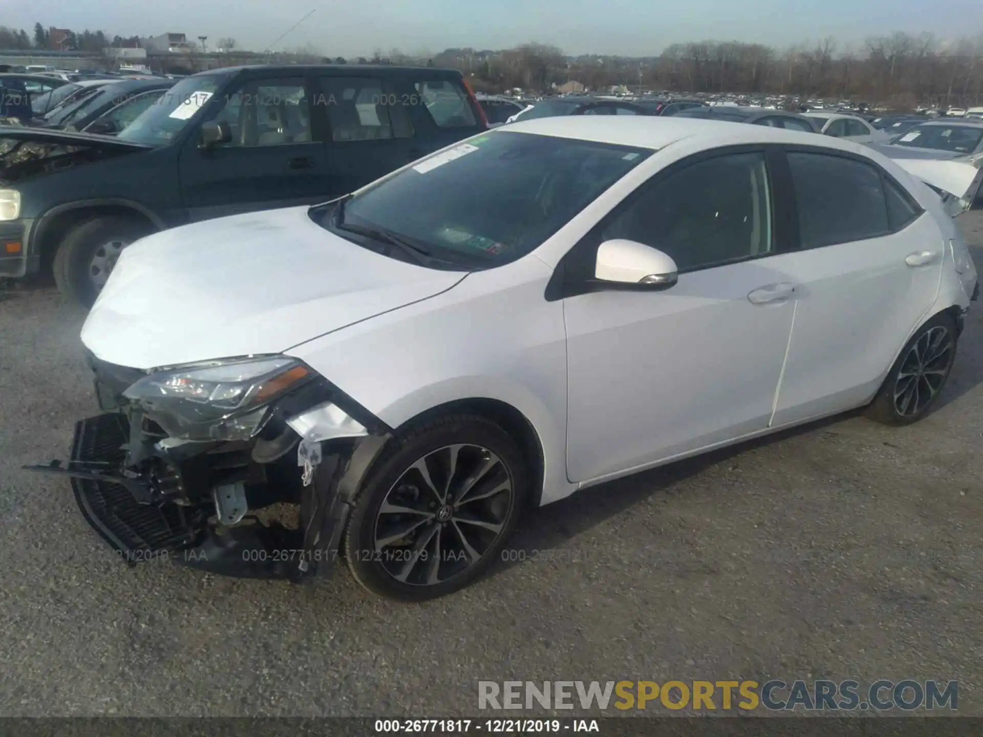 2 Photograph of a damaged car 2T1BURHE8KC135723 TOYOTA COROLLA 2019