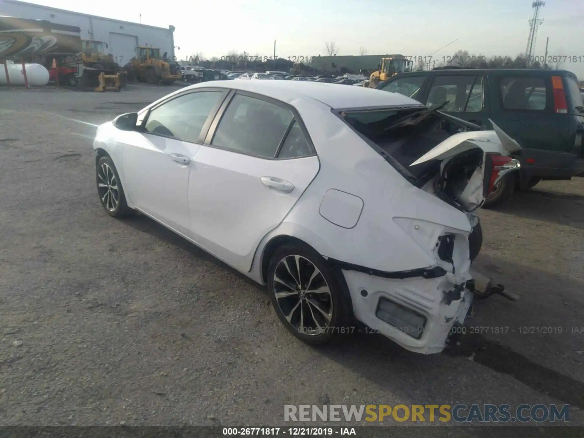 3 Photograph of a damaged car 2T1BURHE8KC135723 TOYOTA COROLLA 2019