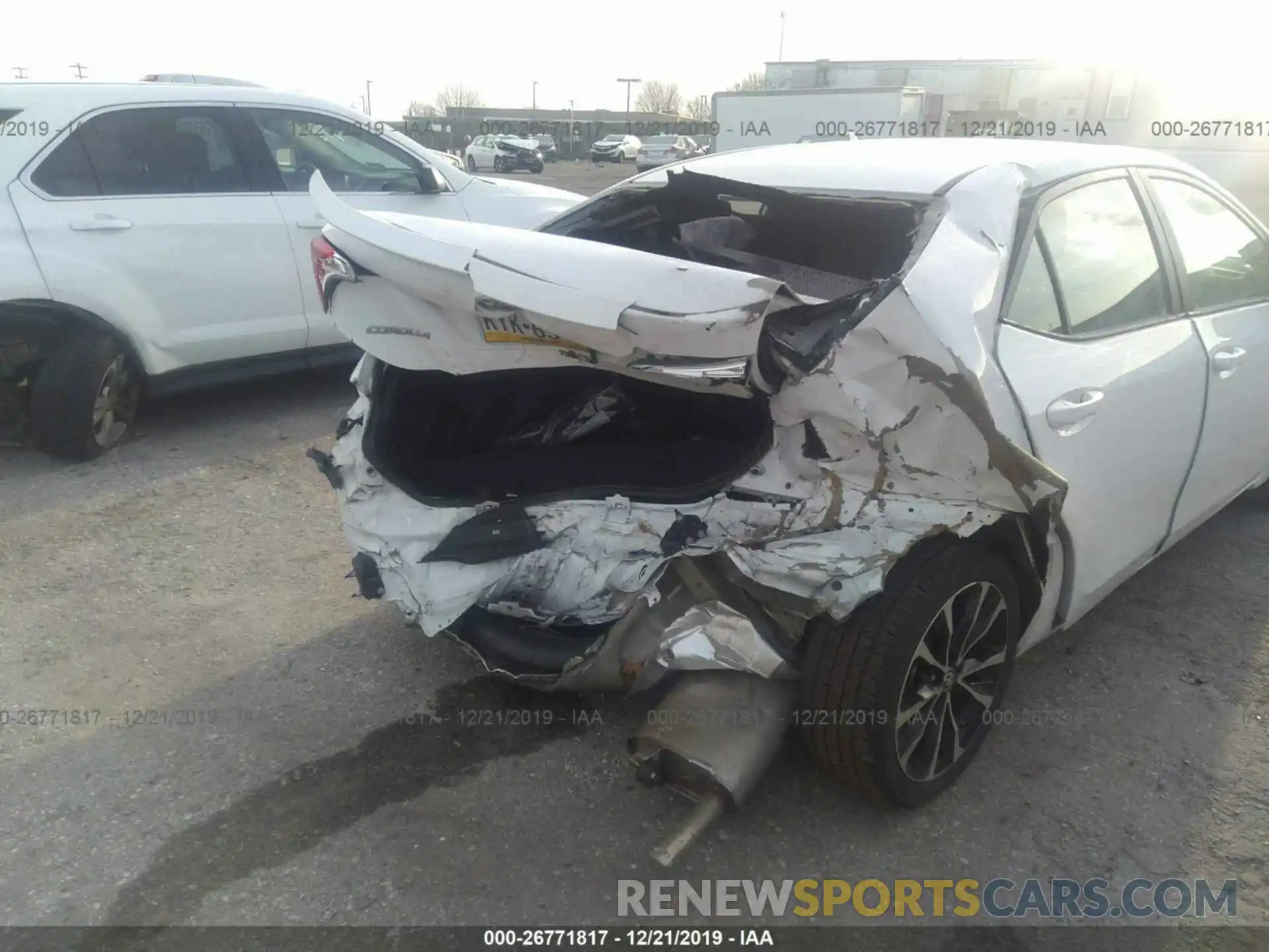 6 Photograph of a damaged car 2T1BURHE8KC135723 TOYOTA COROLLA 2019