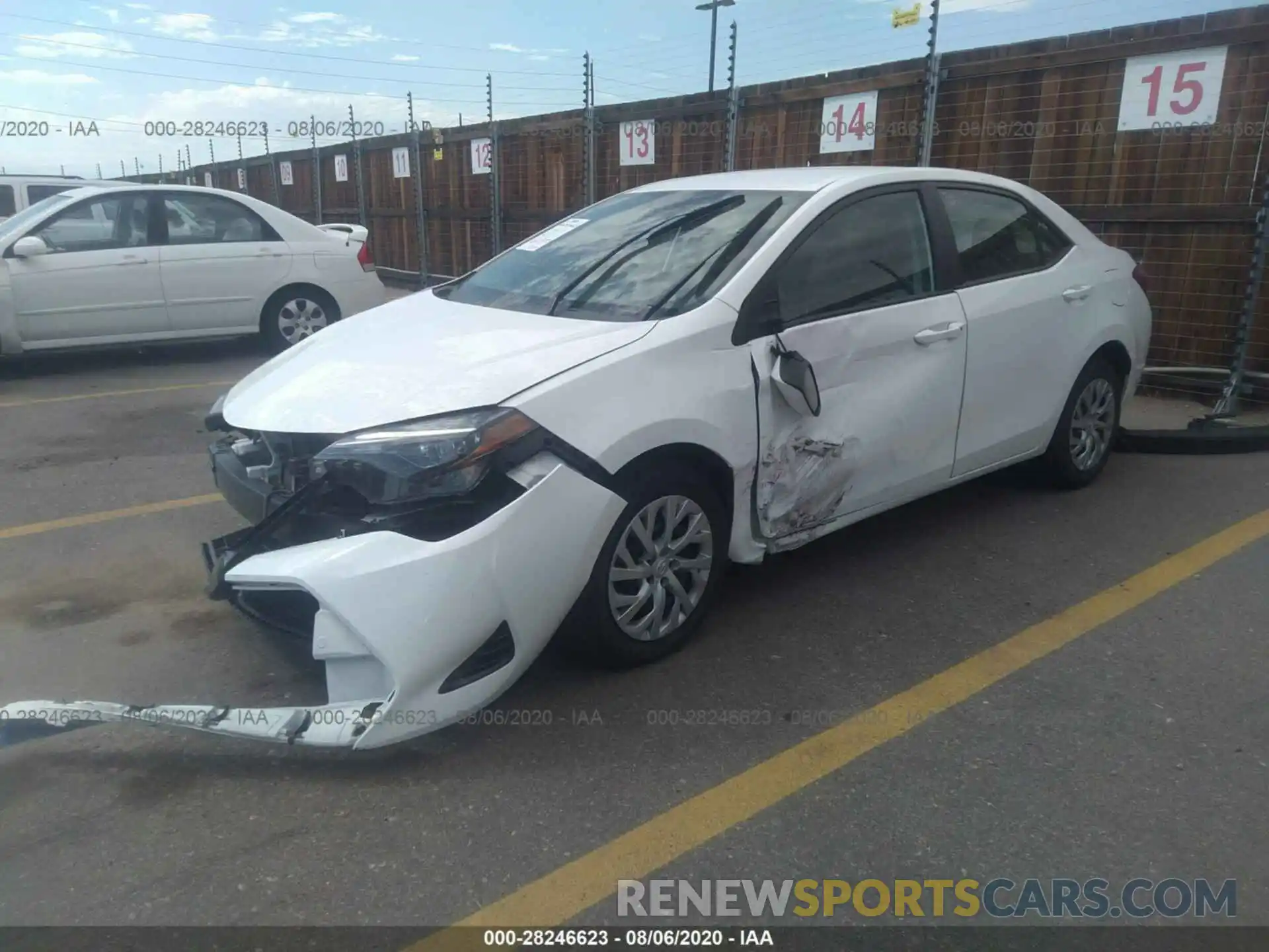 2 Photograph of a damaged car 2T1BURHE8KC135849 TOYOTA COROLLA 2019